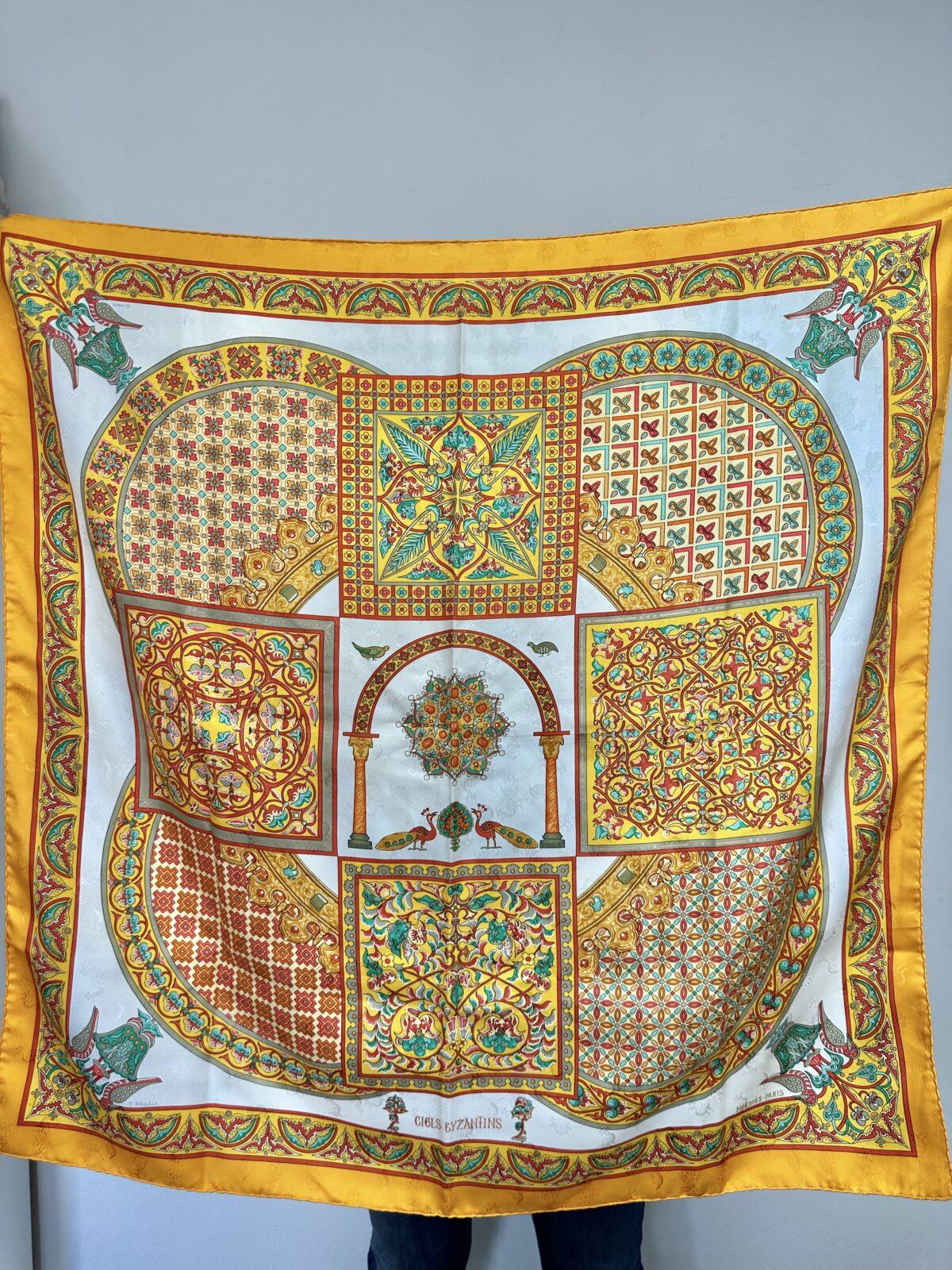 Hermes jedwabna apaszka - obrazek 2