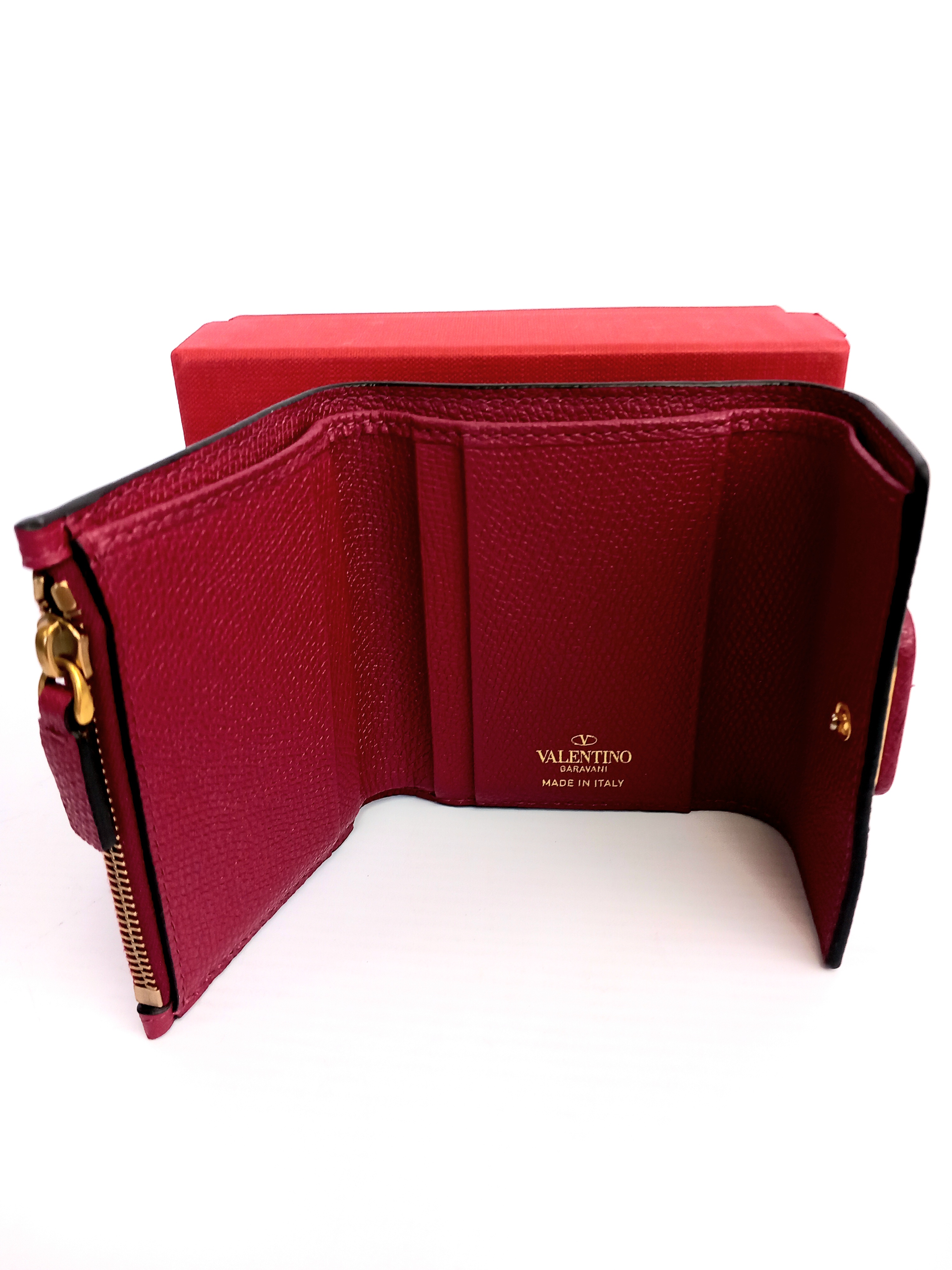 Valentino Garavani malinowy portfel - obrazek 5