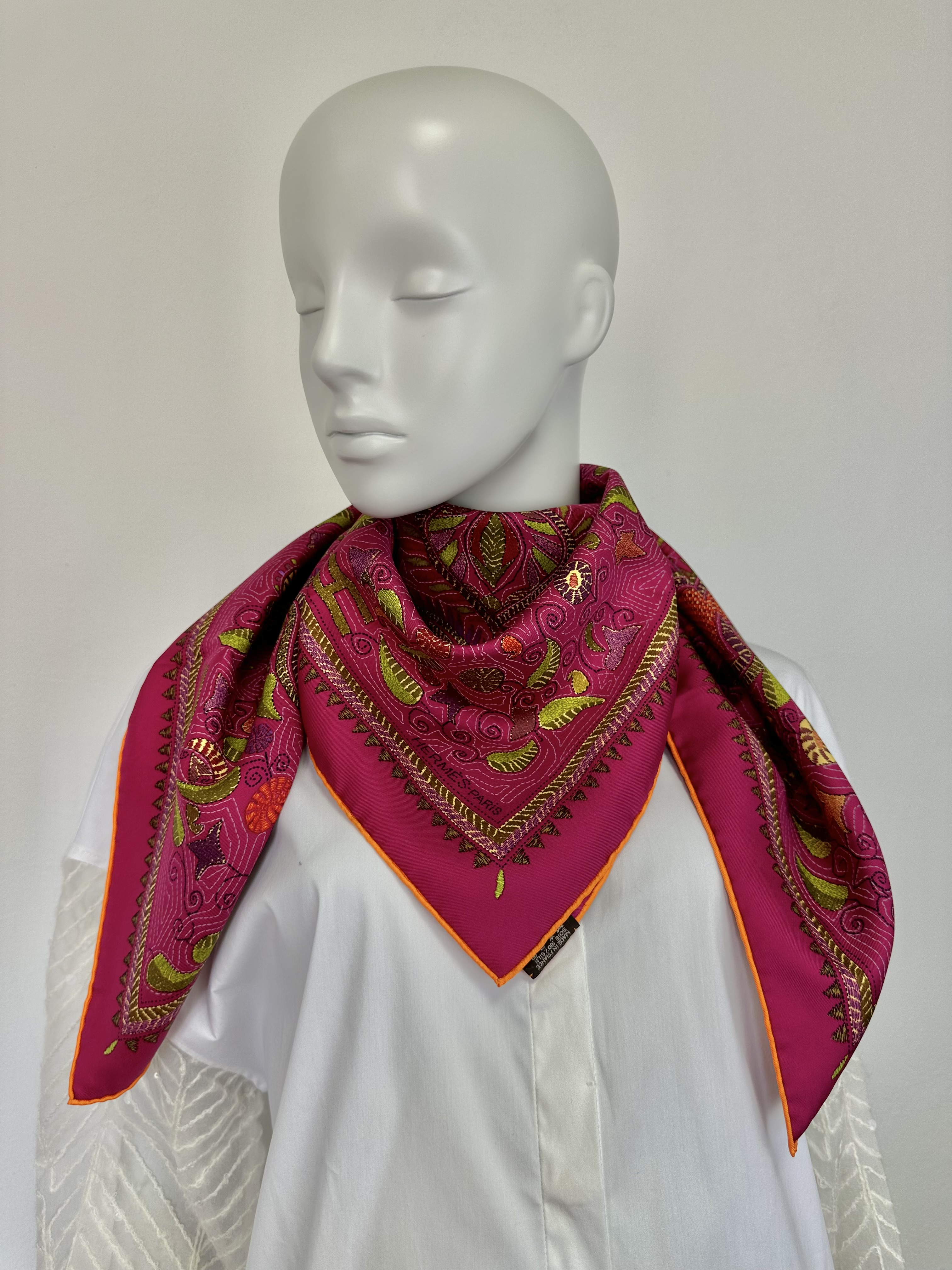 Hermes jedwabna apaszka - obrazek 2