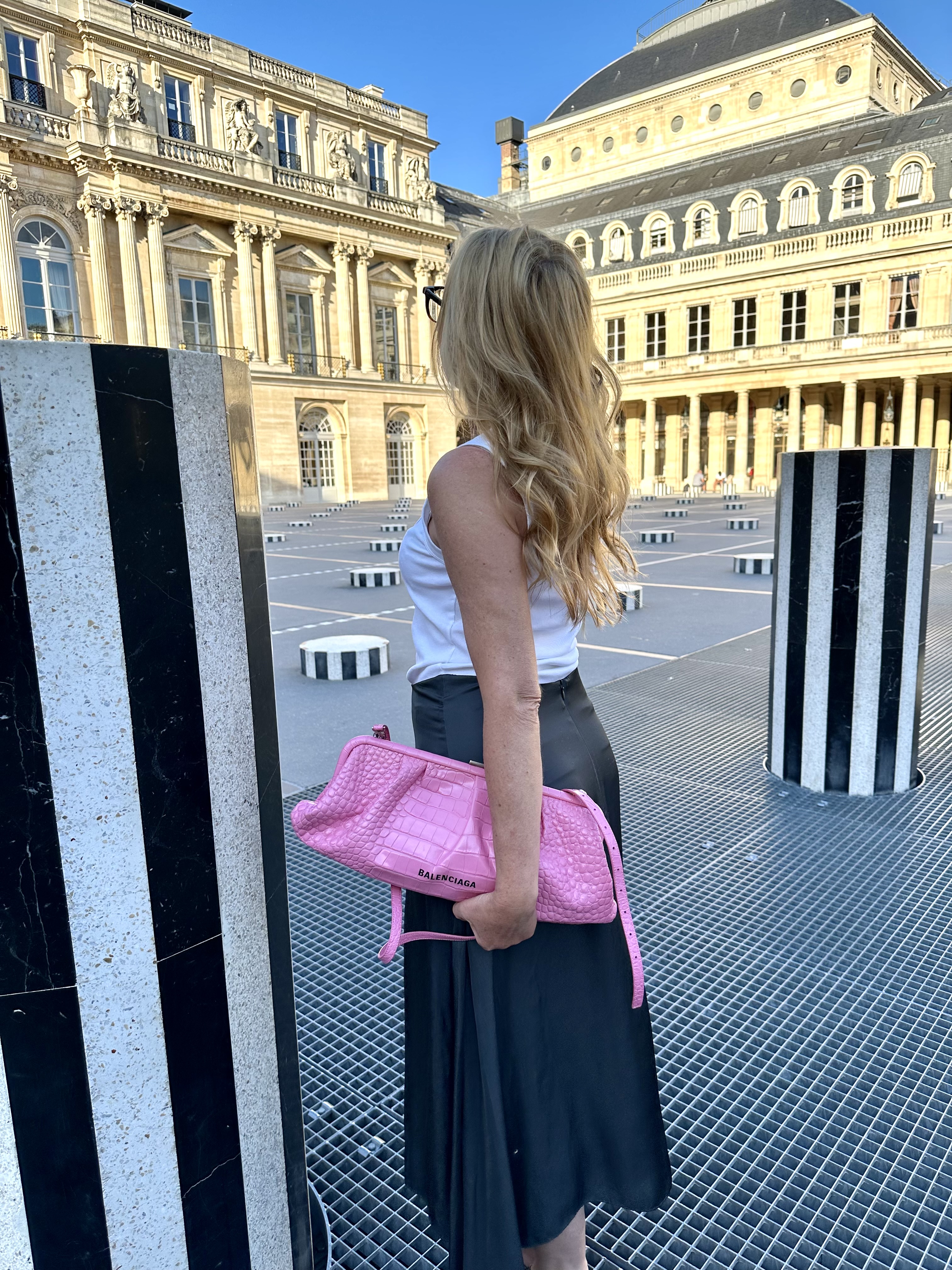 Balenciaga różowa kopertowa torebka - obrazek 6