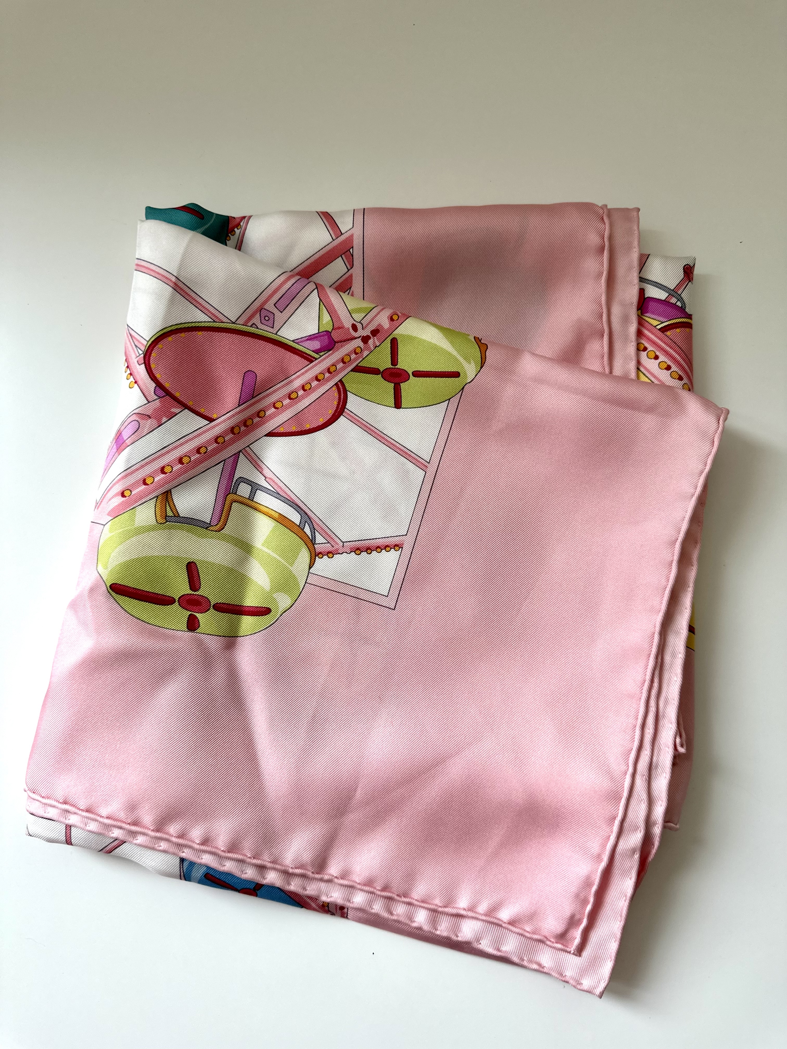 Hermes apaszka chusta z jedwabiu - obrazek 2