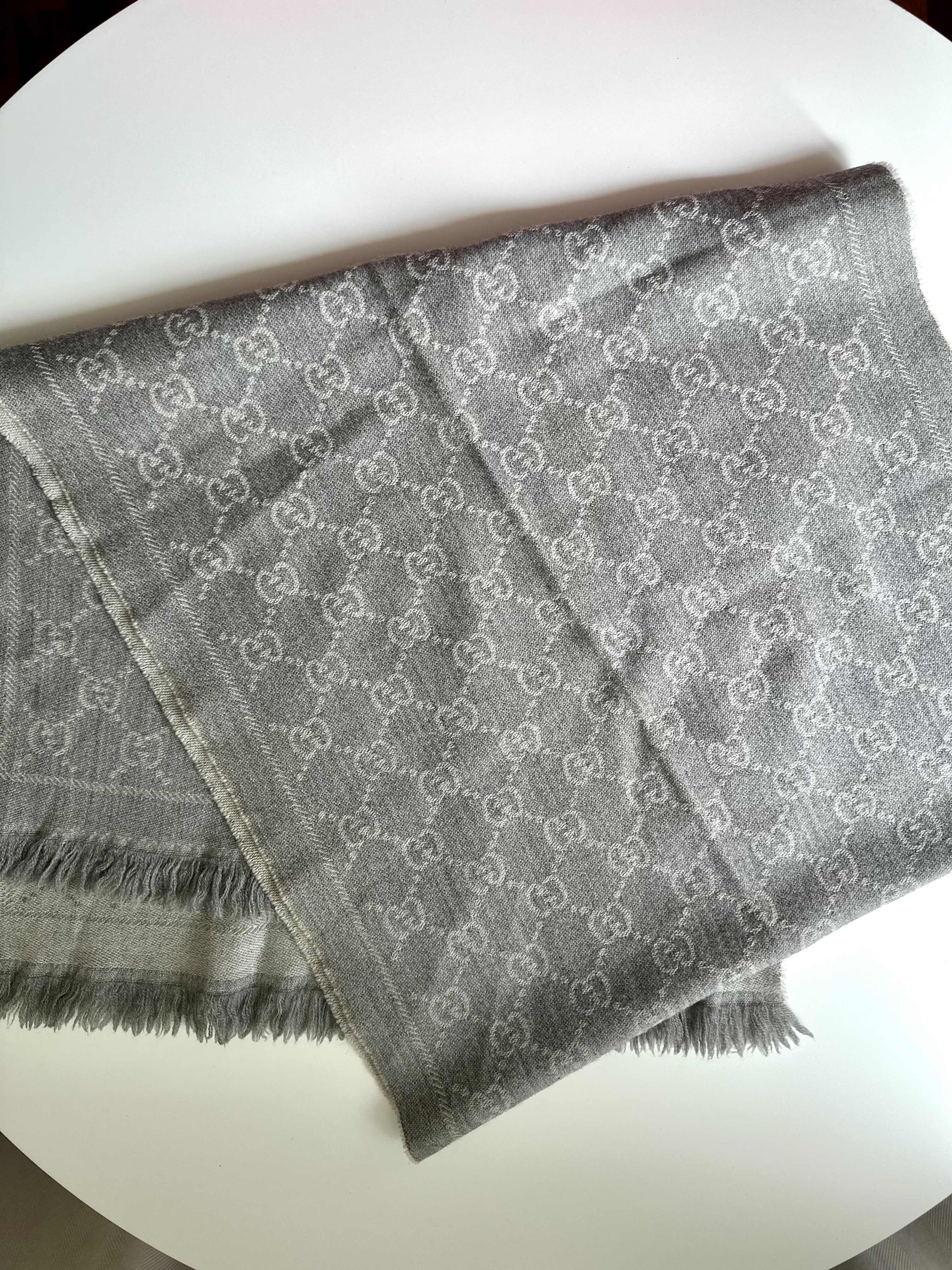 Gucci dwustronny wełniany szal - obrazek 4