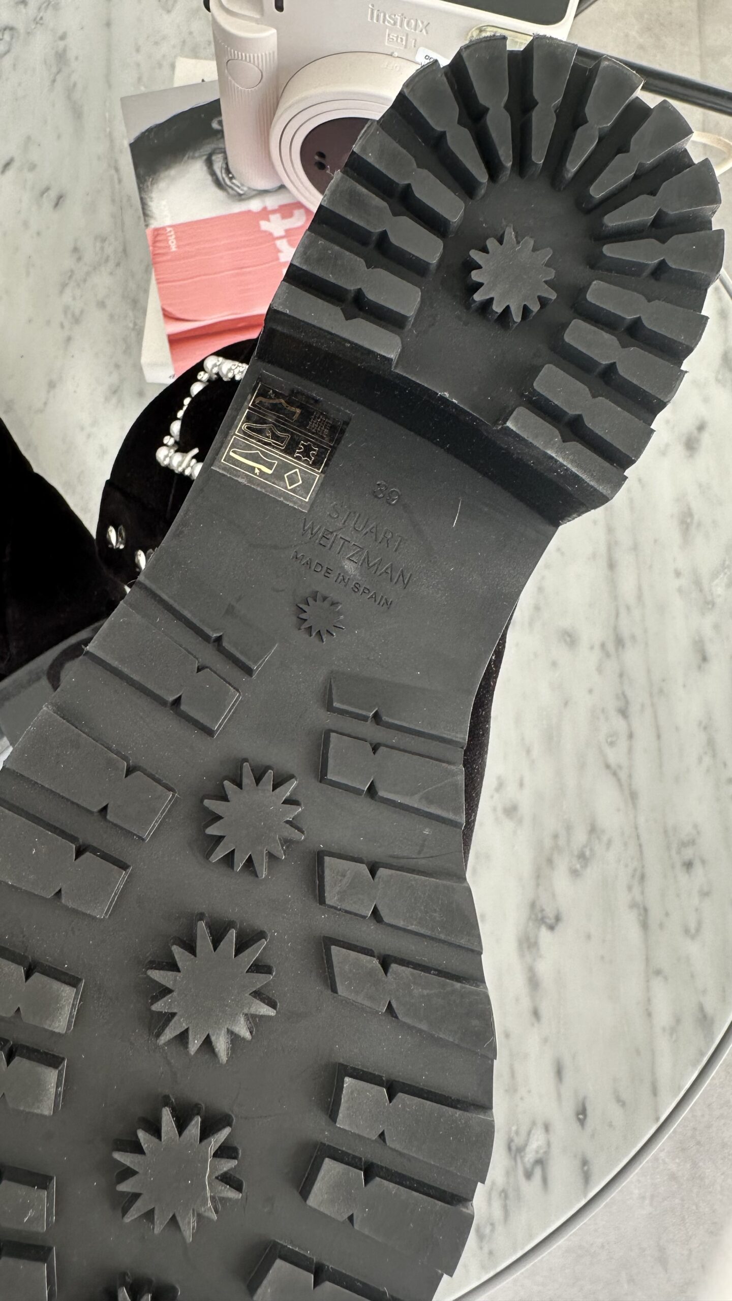 Stuart Weitzman czarne aksamitne botki 40 - obrazek 5