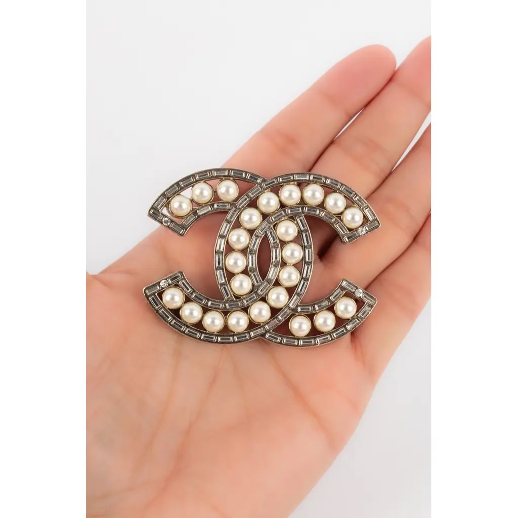 Chanel duża efektowna broszka perły i cyrkonie - obrazek 2
