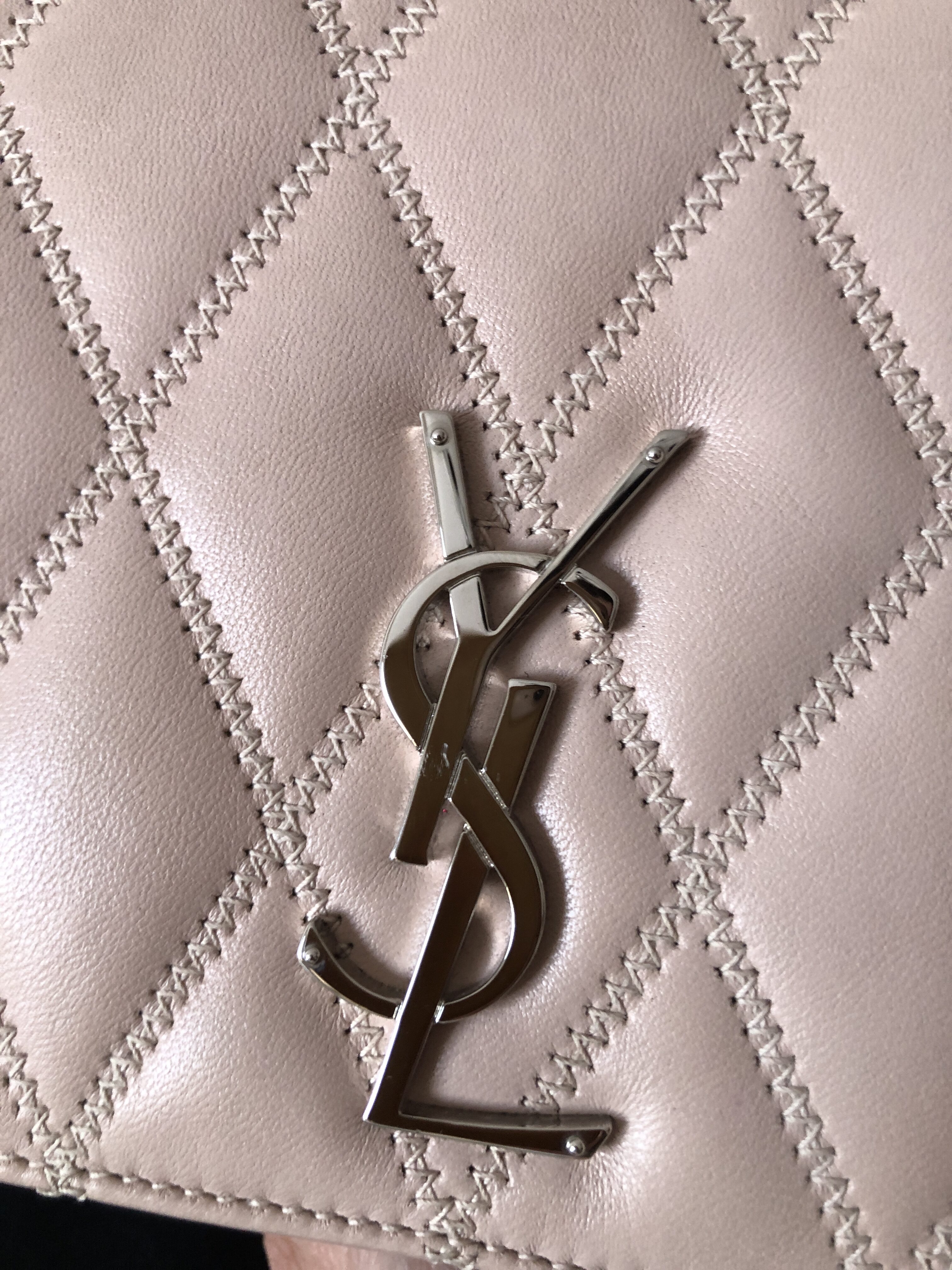 SAINT LAURENT Angie Quilted Crossbody Bag – torebka - obrazek 6