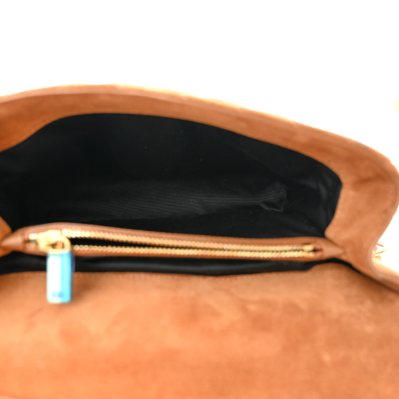 Saint Laurent Suede Matelasse Chevron Fringe Monogram Medium College torebka - obrazek 4