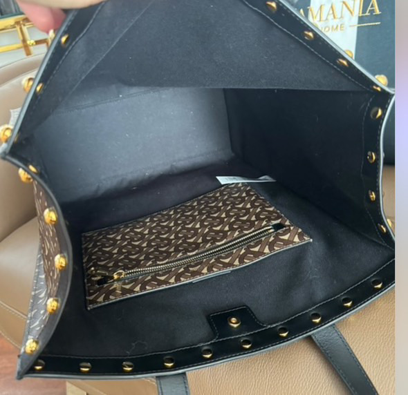 Burberry canvas duża brązowa torebka - obrazek 4