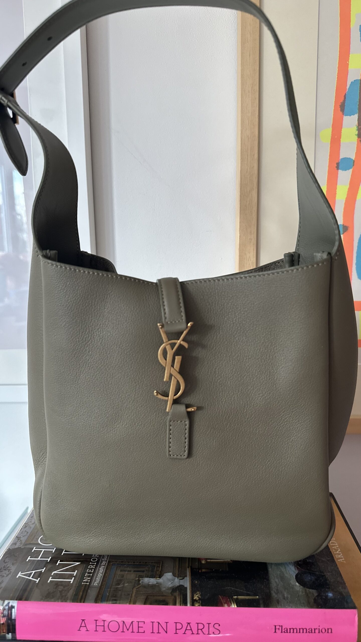 Saint Laurent Le 5 À 7 oliwkowa torebka hobo - obrazek 4