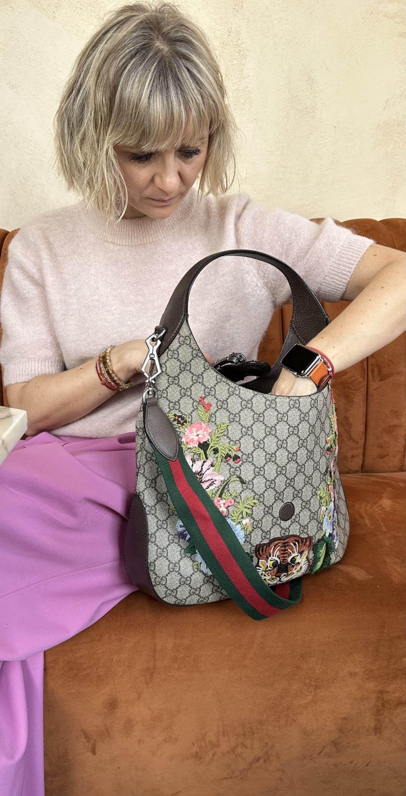 Gucci Dionysus Hobo Embroidered GG Coated Canvas Medium limitowana torebka - obrazek 7