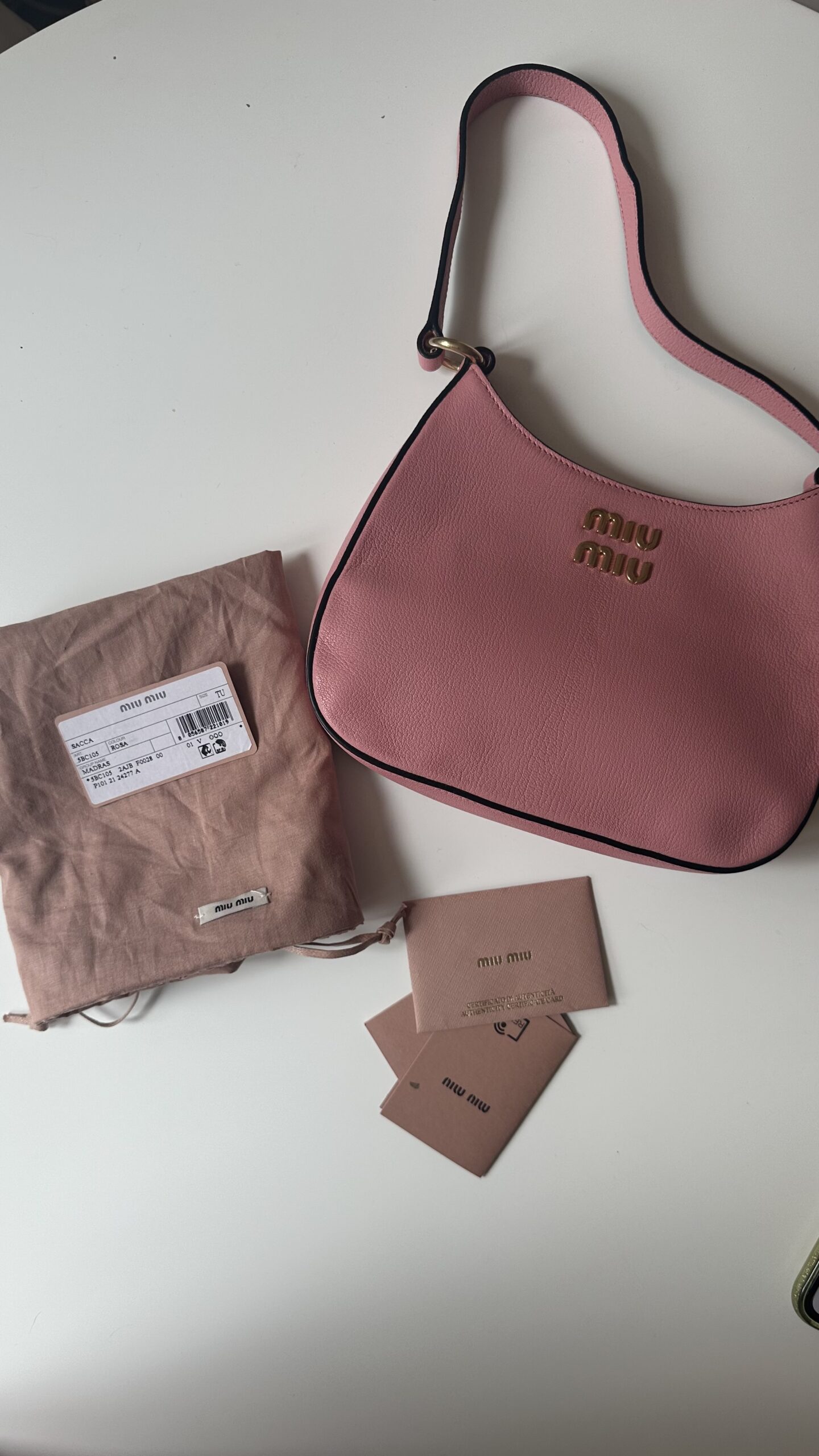 Miu Miu różowa torebka - obrazek 6