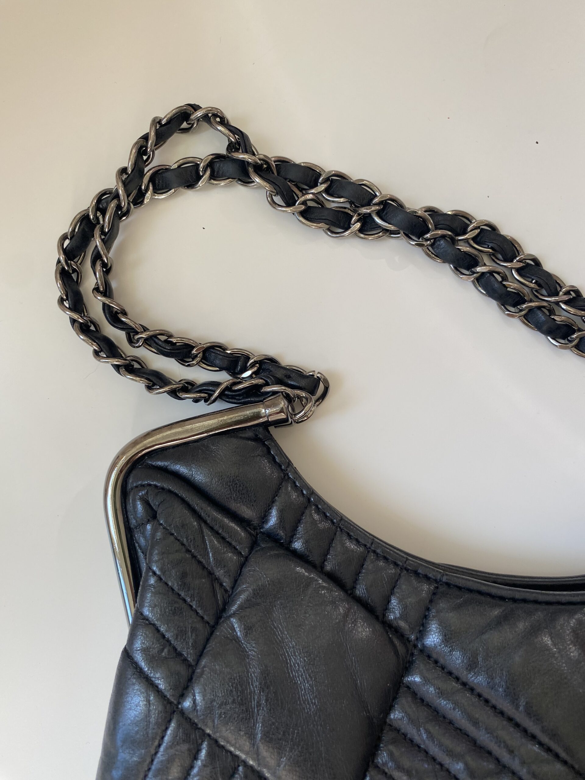 Chanel duża czarna pikowana torebka vintage - obrazek 5