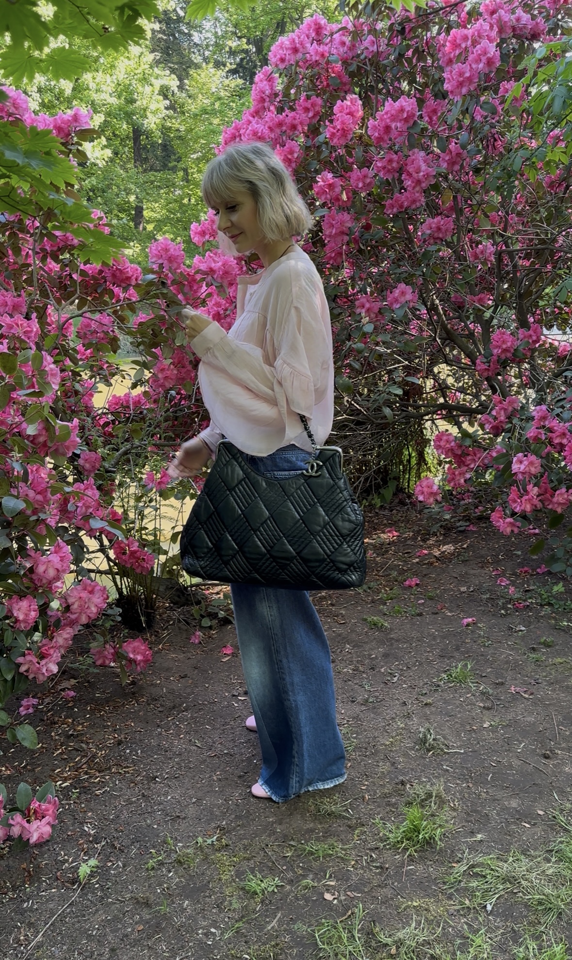 Chanel duża czarna pikowana torebka vintage - obrazek 8