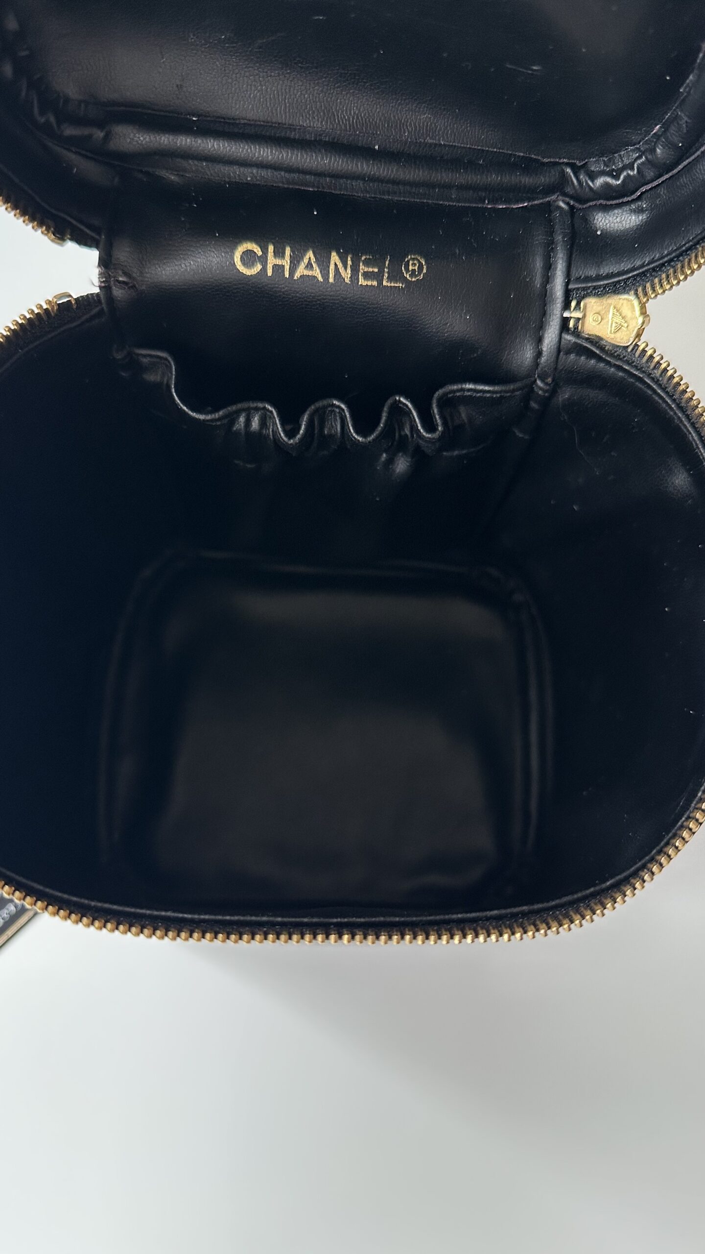 Chanel Vanity Case 1997 vintage - obrazek 4
