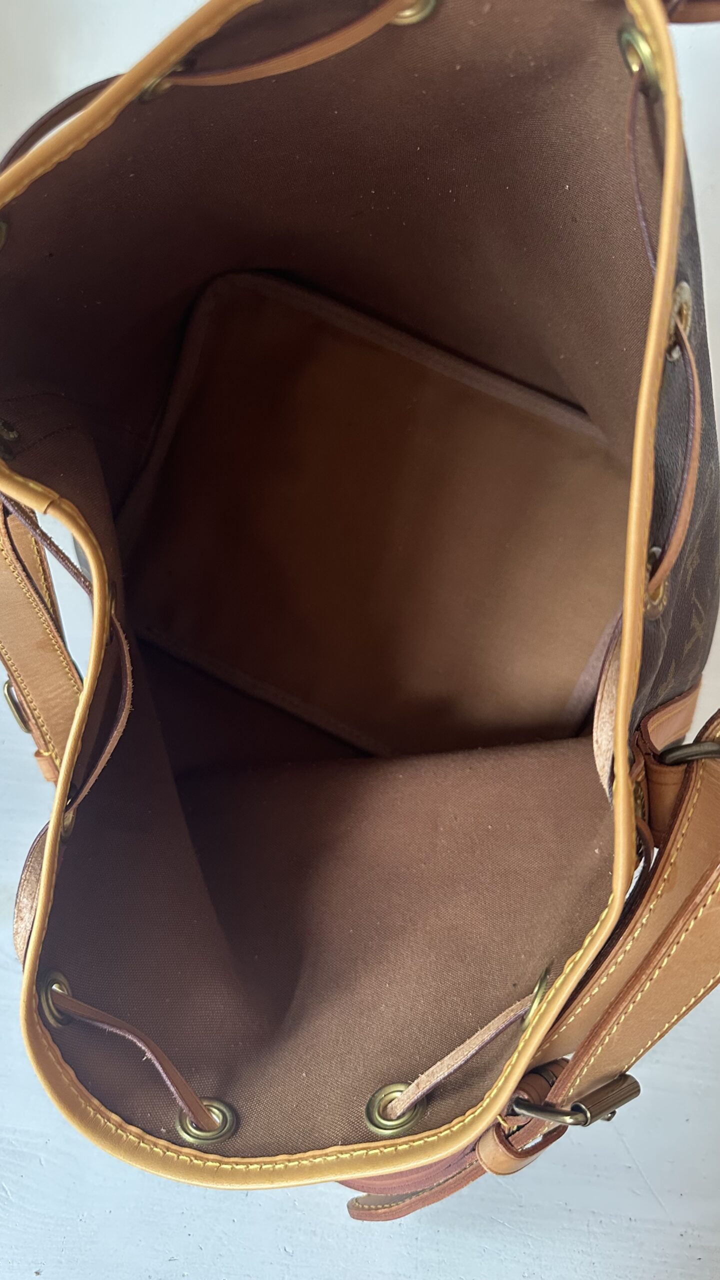 Louis Vuitton noe klasyczny worek vintage - obrazek 6