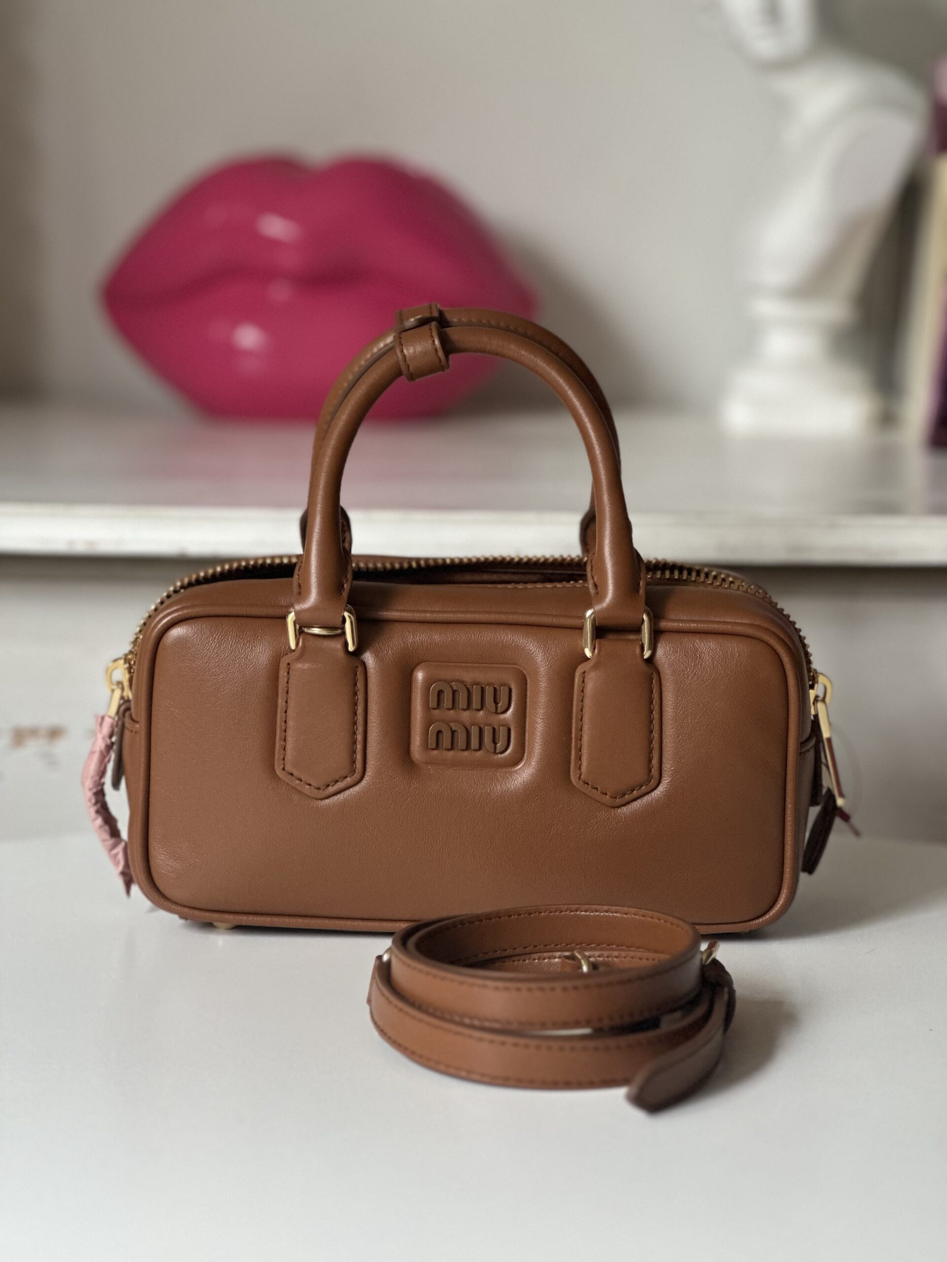 Miu Miu Arcadie camel torebka
