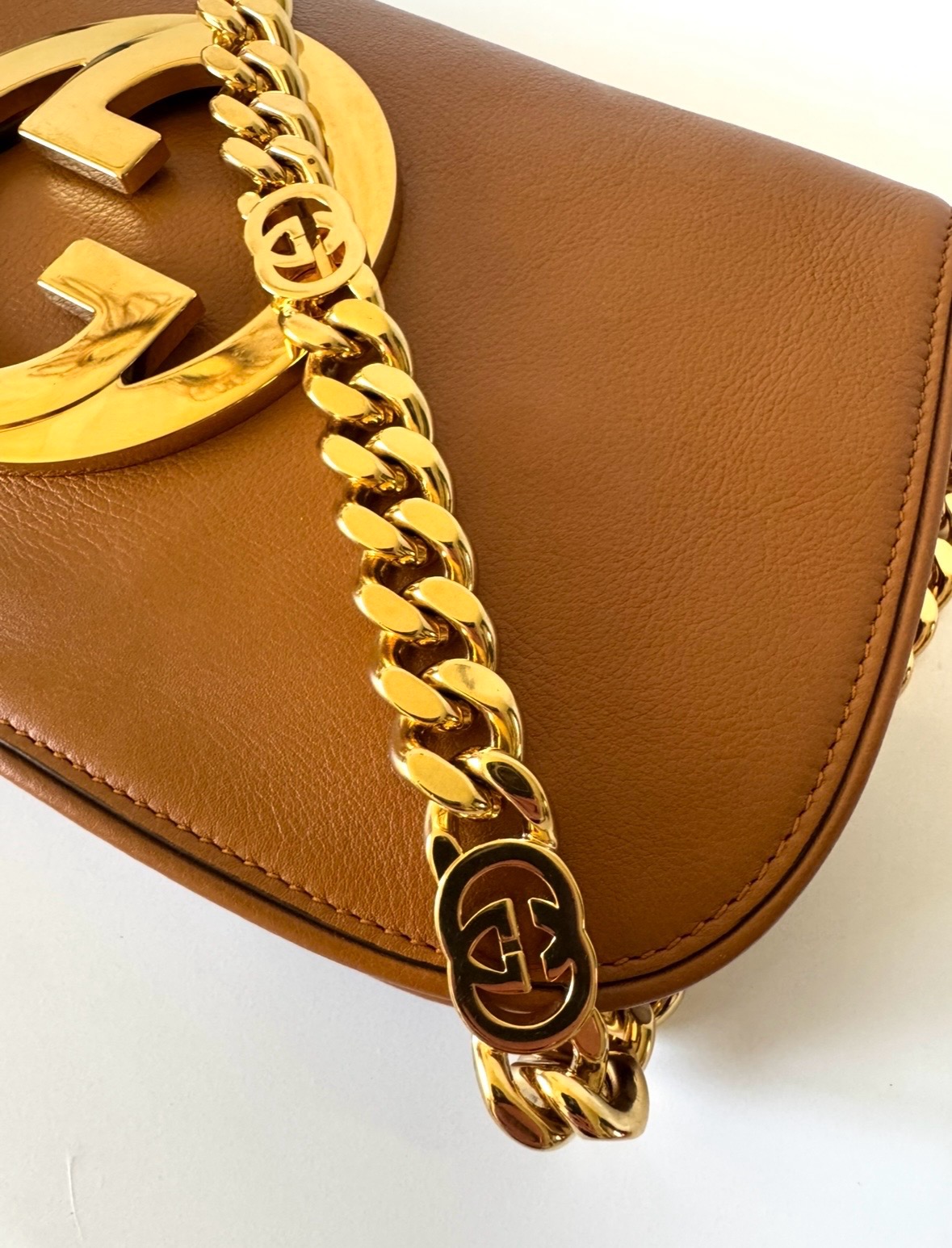 GUCCI Blondie Shoulder Bag – torebka - obrazek 8