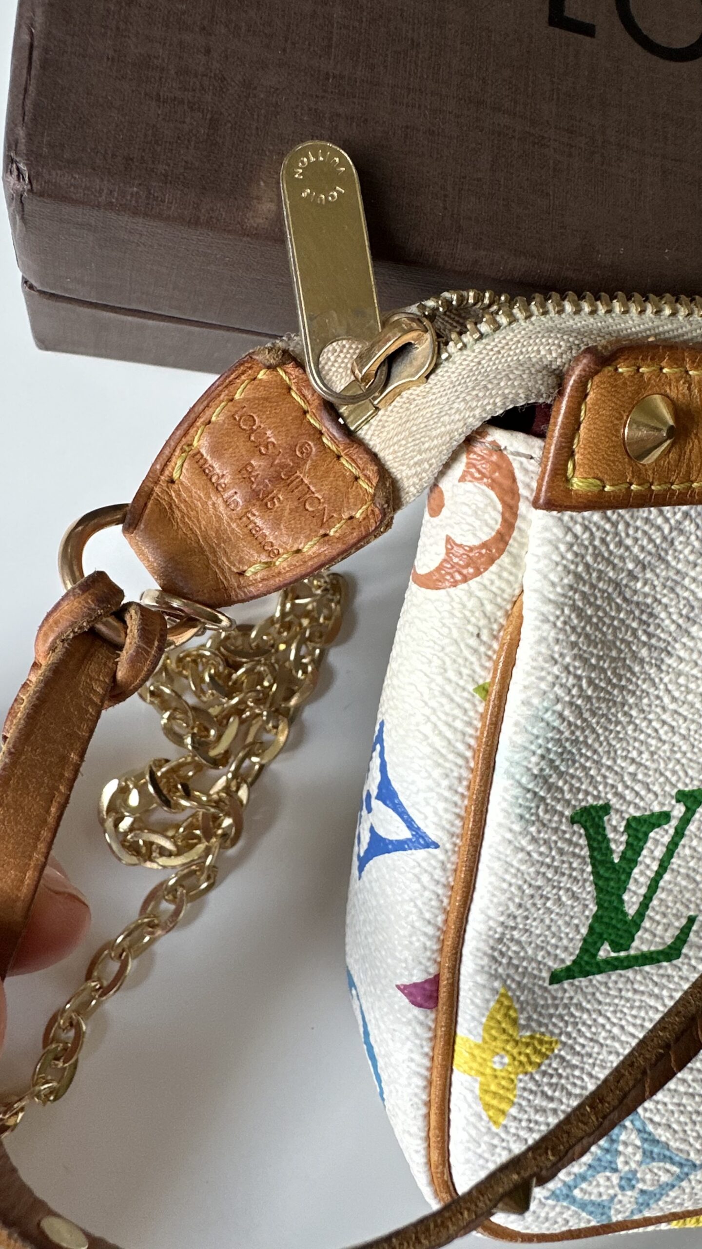 Louis Vuitton multicolor pochette murakami - obrazek 3