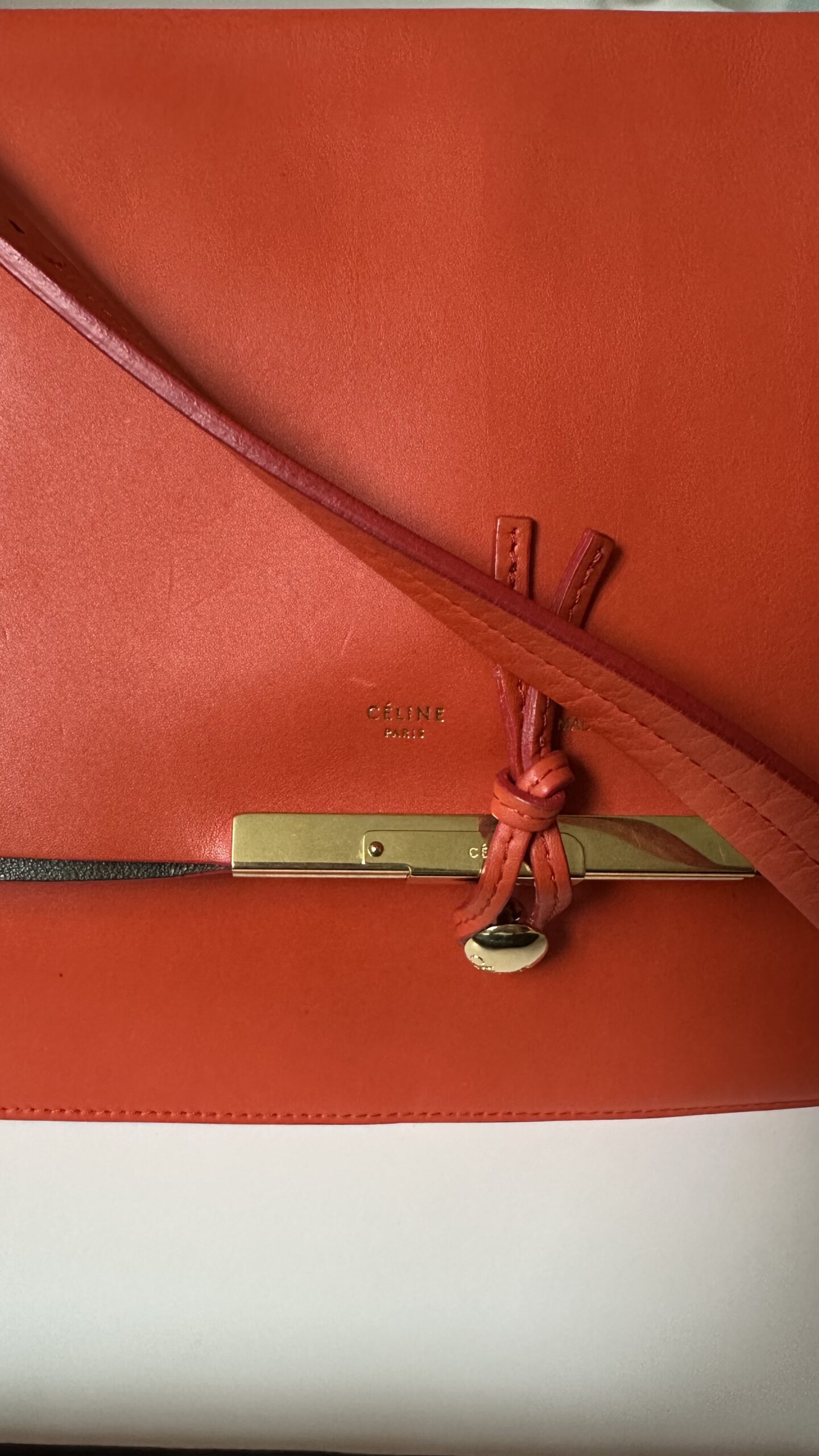 Celine duża klasyczna torebka koralowa - obrazek 3