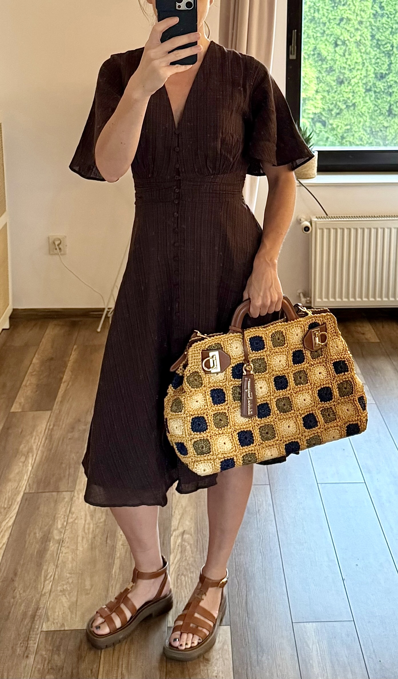 SALVATORE FERRAGAMO Gancini Handle Tote Raffia Wicker Bag - torebka - obrazek 18