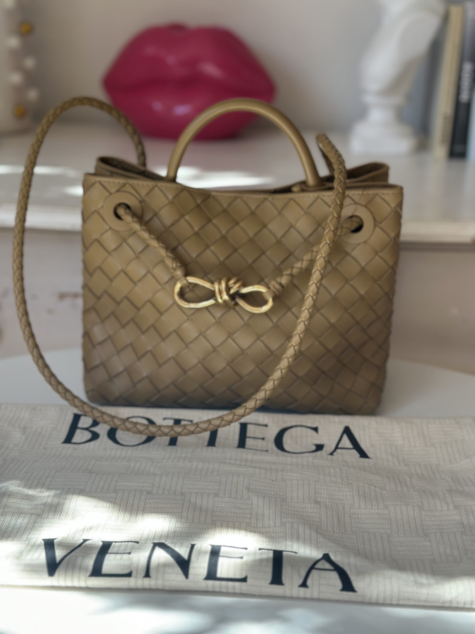 Bottega Venata Andiamo miodowa torebka