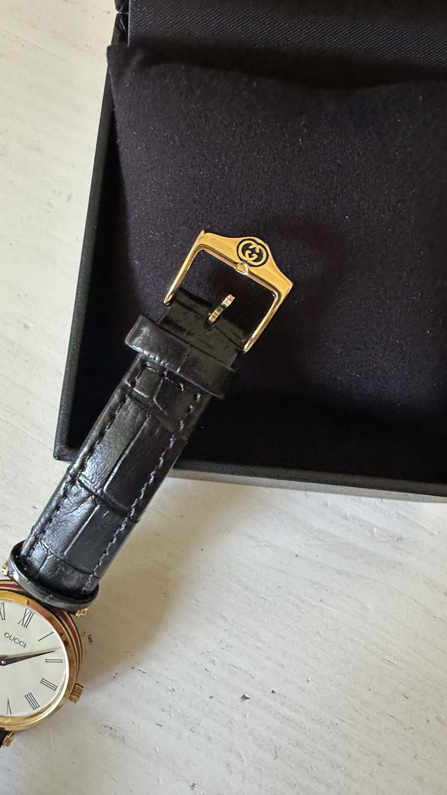 Gucci klasyczny zegarek vintage - obrazek 4