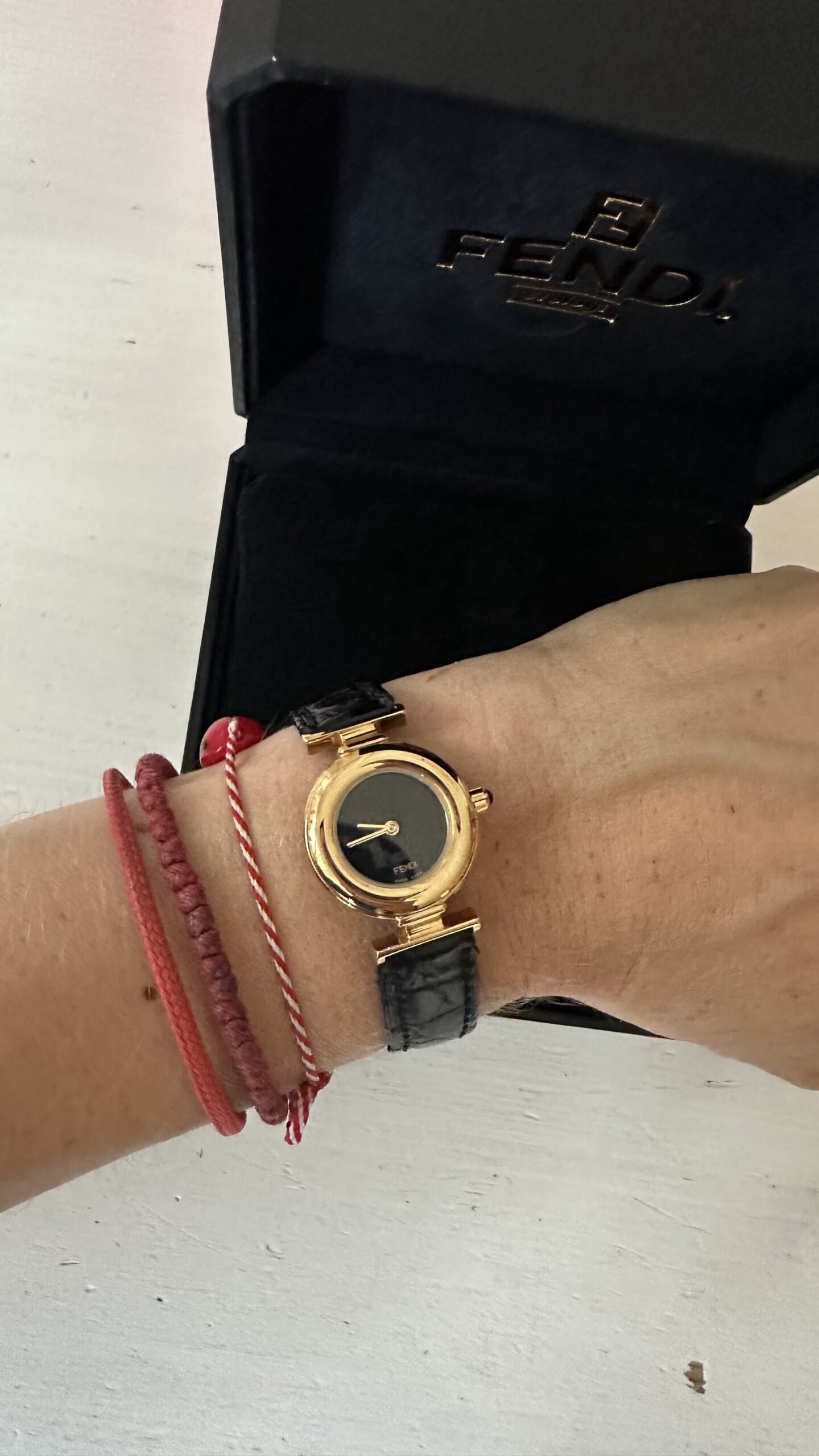 Fendi zegarek złota tarcza vintage - obrazek 6