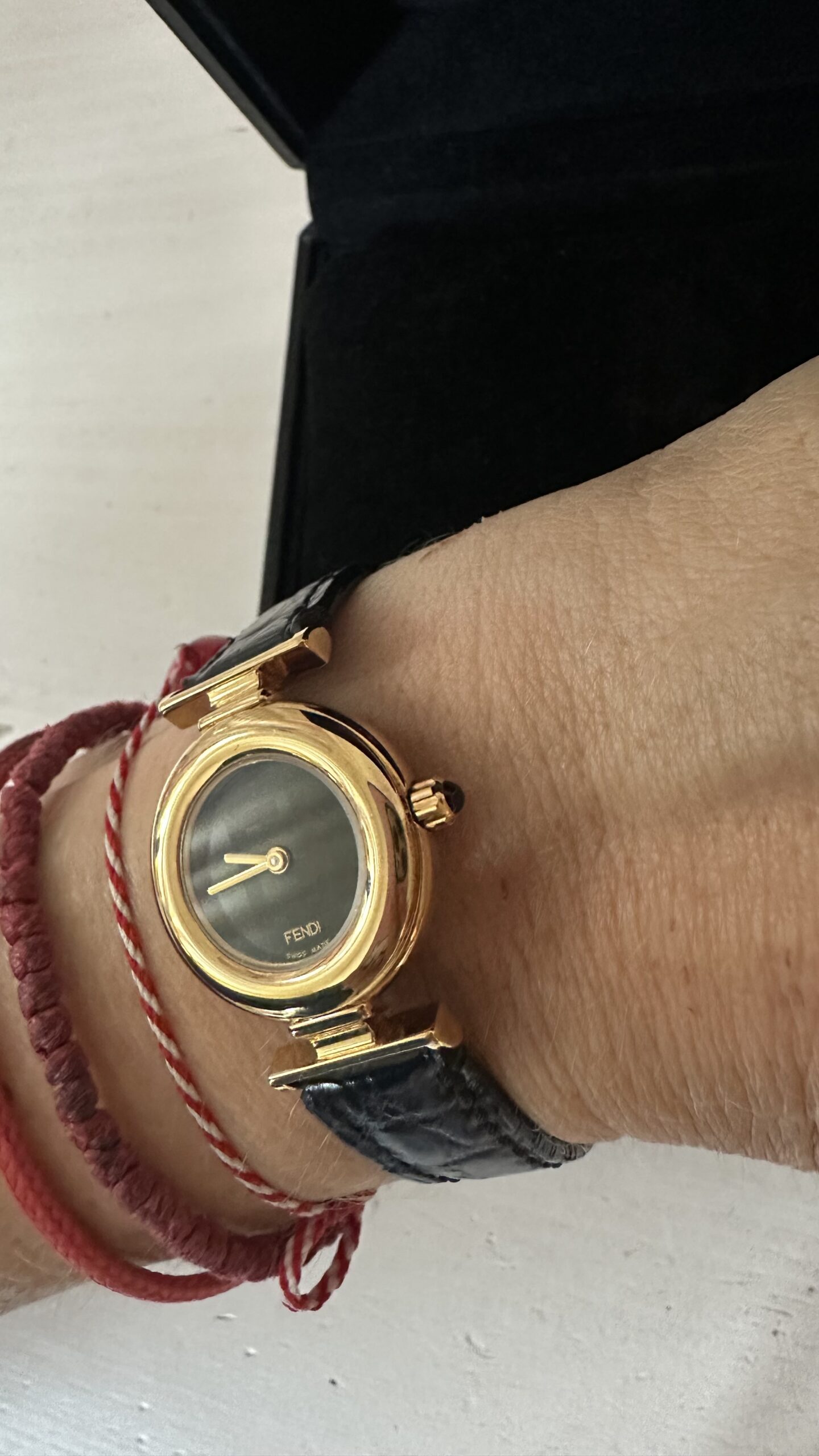 Fendi zegarek złota tarcza vintage - obrazek 7