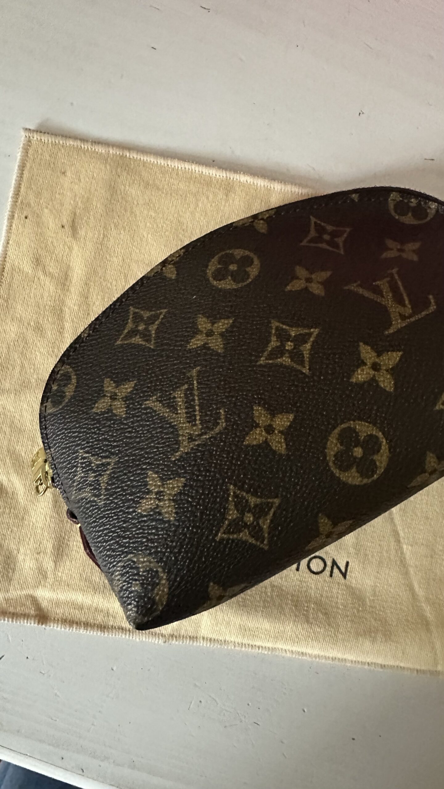 Louis Vuitton Monogram Cosmetic Pouch Pm kosmetyczka - obrazek 3