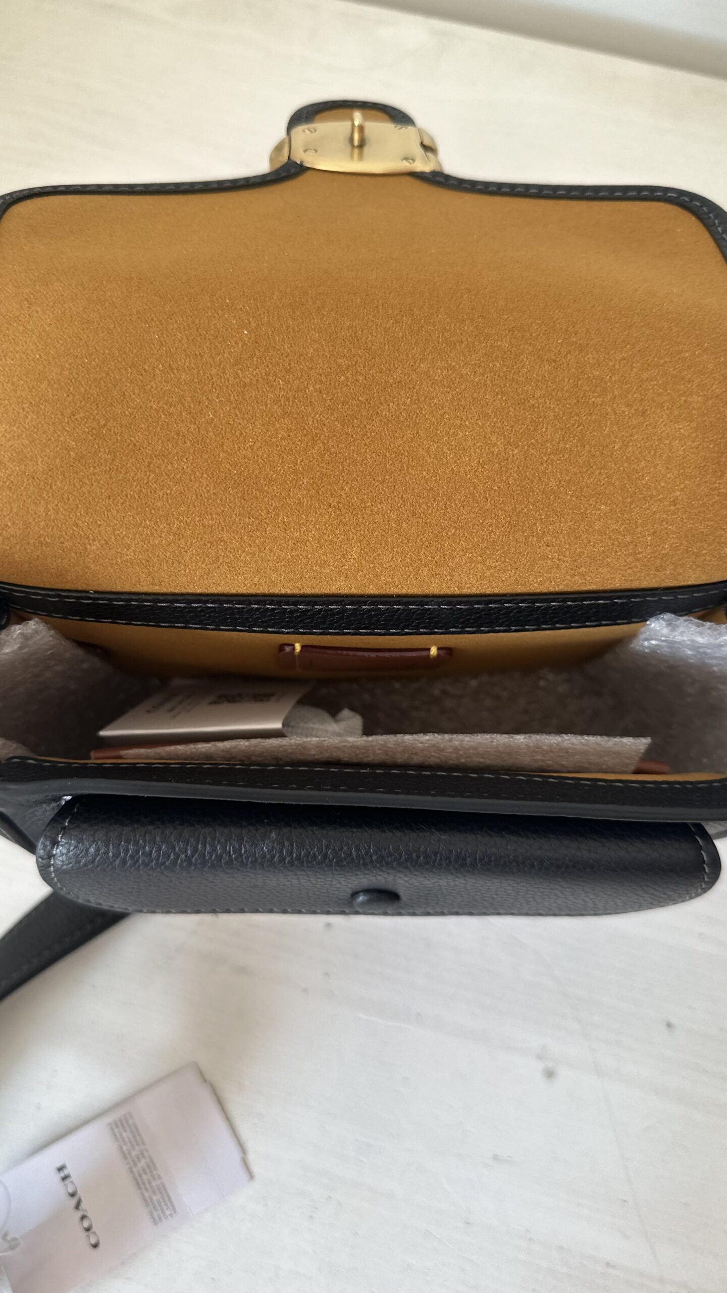 Coach czarna klasyczna torebka - obrazek 5