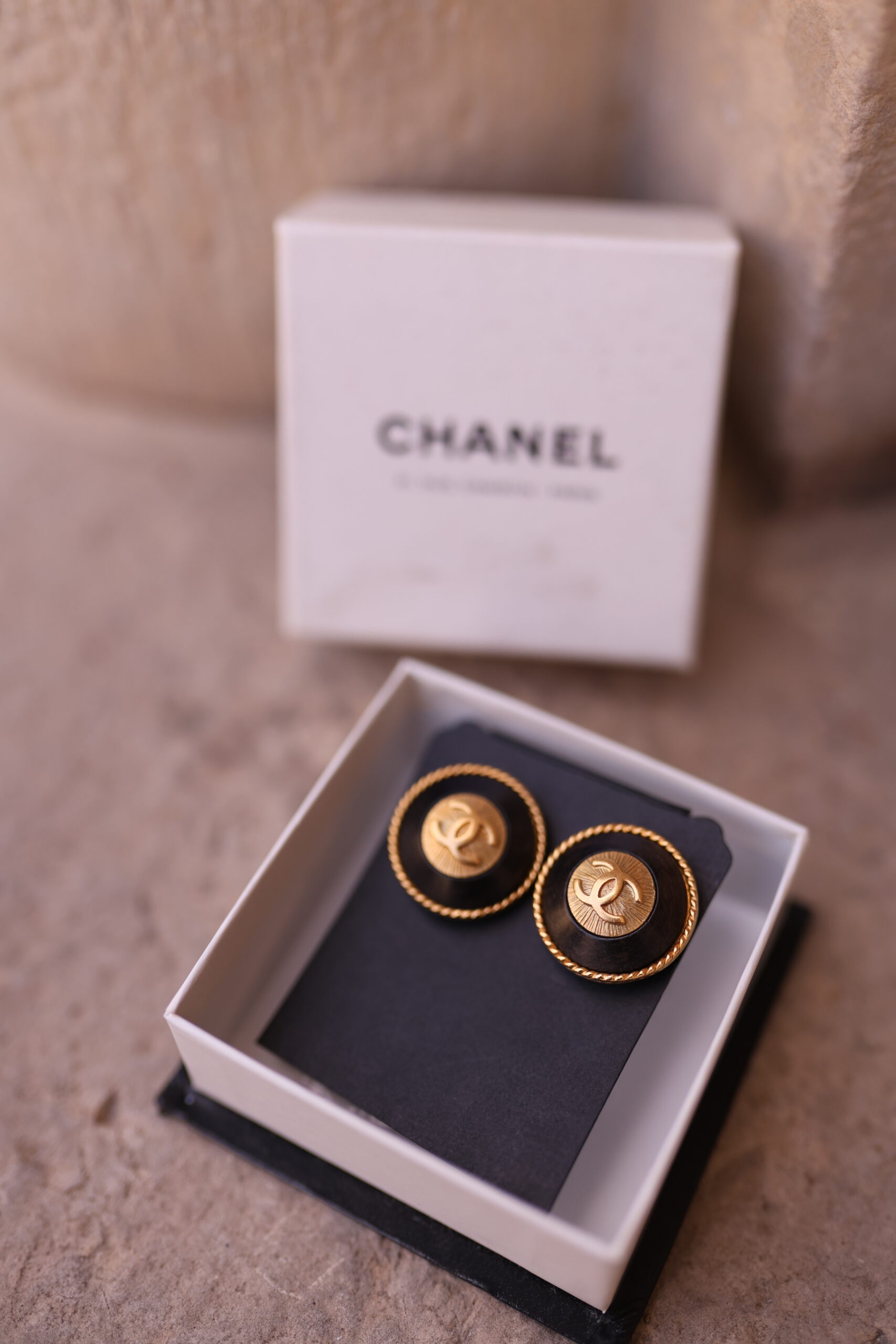 Chanel klipsy w stylu art deco 1993 vintage - obrazek 2