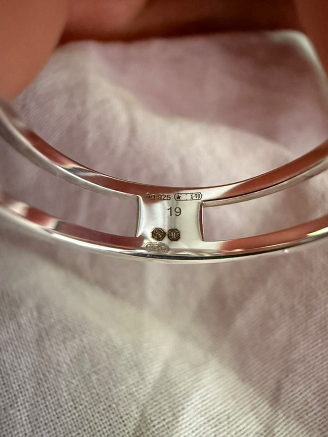 Gucci srebrny pierścionek logo GG rozmiar 19 - obrazek 6