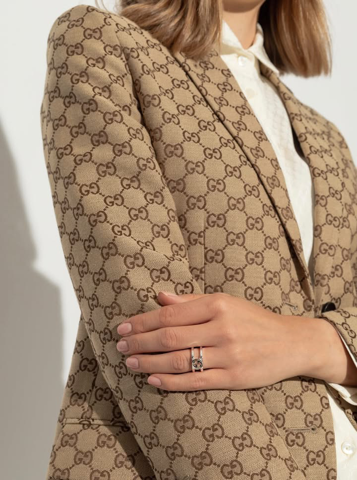 Gucci srebrny pierścionek logo GG rozmiar 19 - obrazek 2