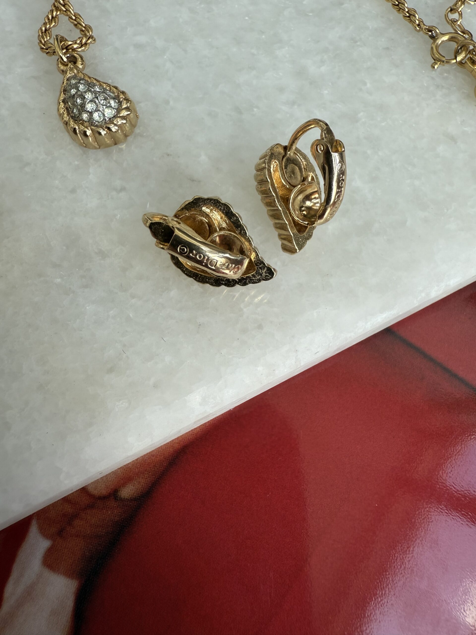 Dior pozłacany zestaw biżuterii vintage naszyjnik i klipsy - obrazek 2