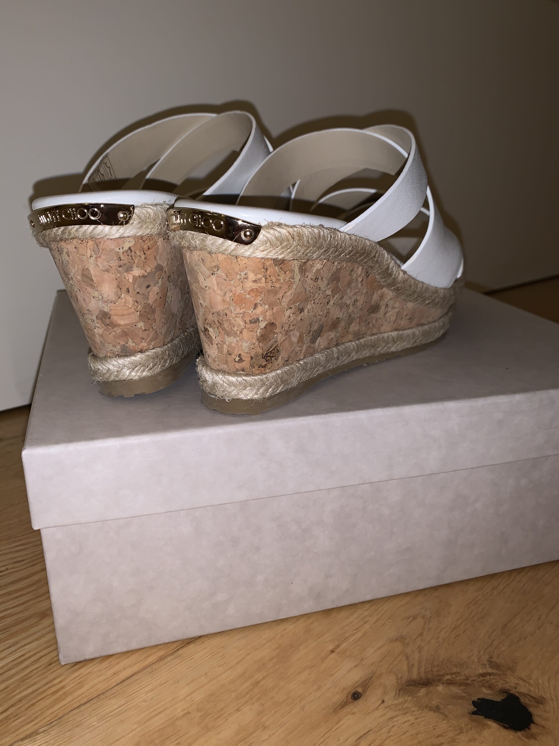 Jimmy Choo sandały koturna skóra - obrazek 3