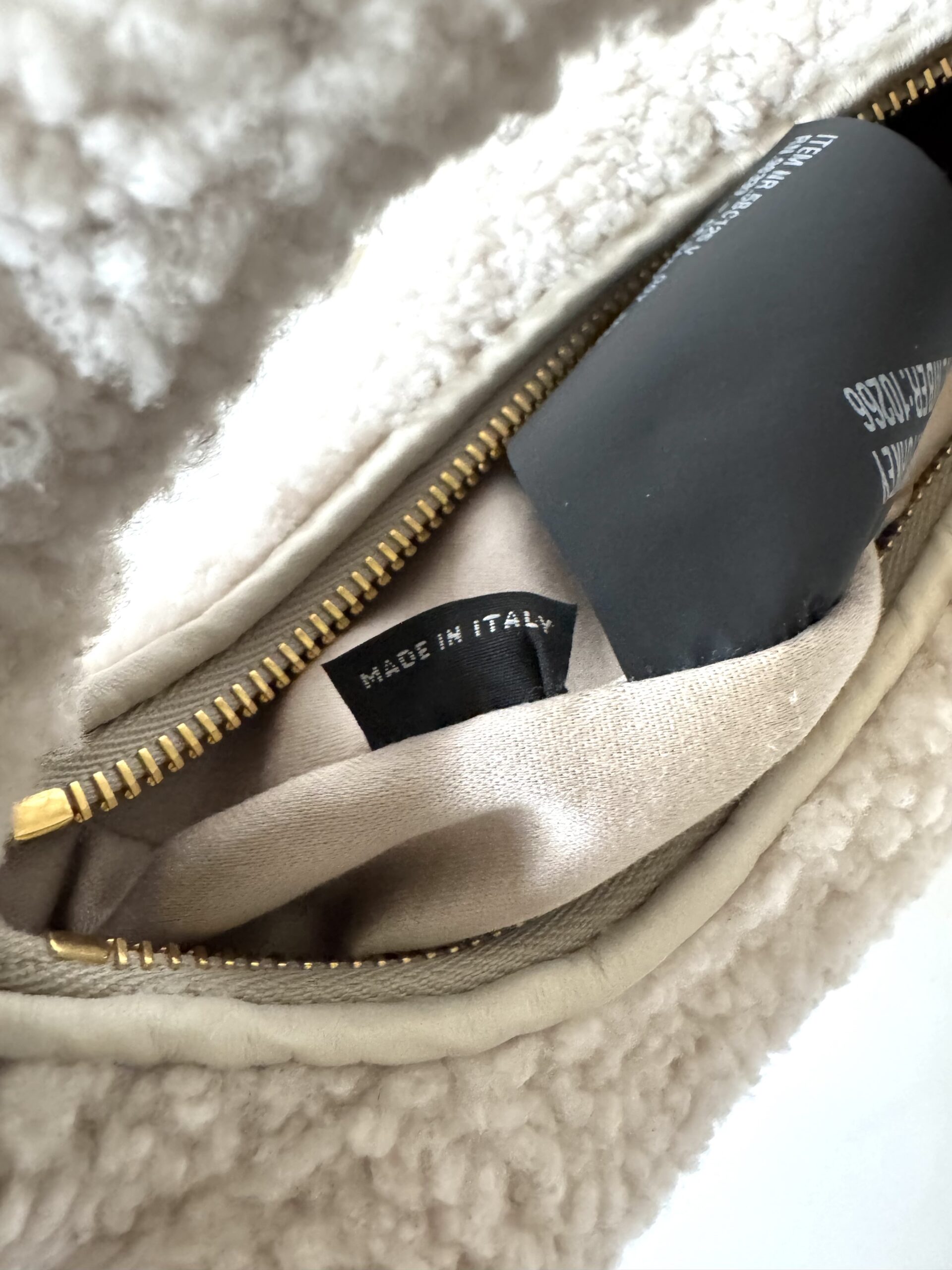 MIU MIU Wander Shearling Shoulder bag – torebka - obrazek 12