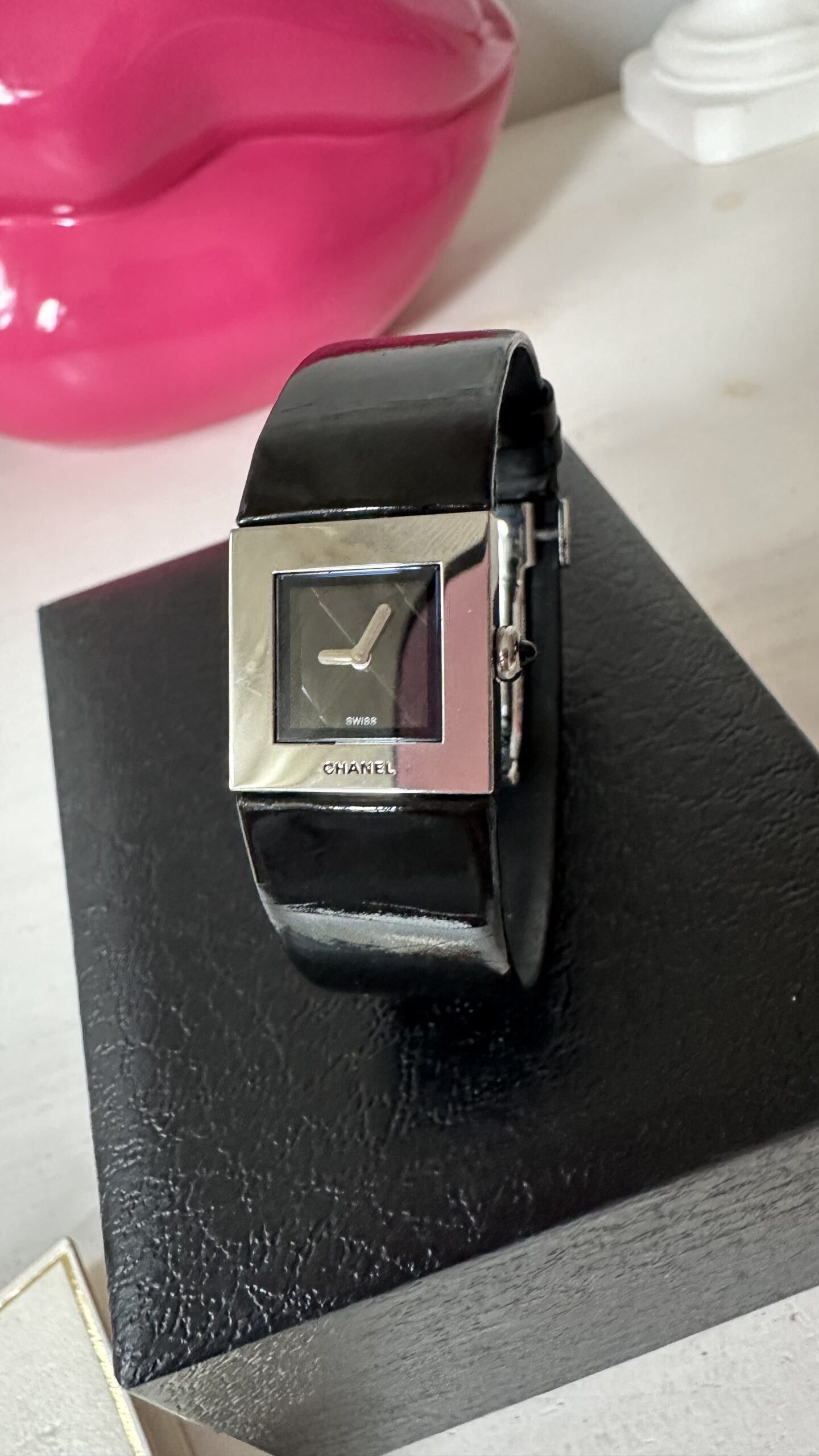 Chanel elegancki zegarek vintage - obrazek 5