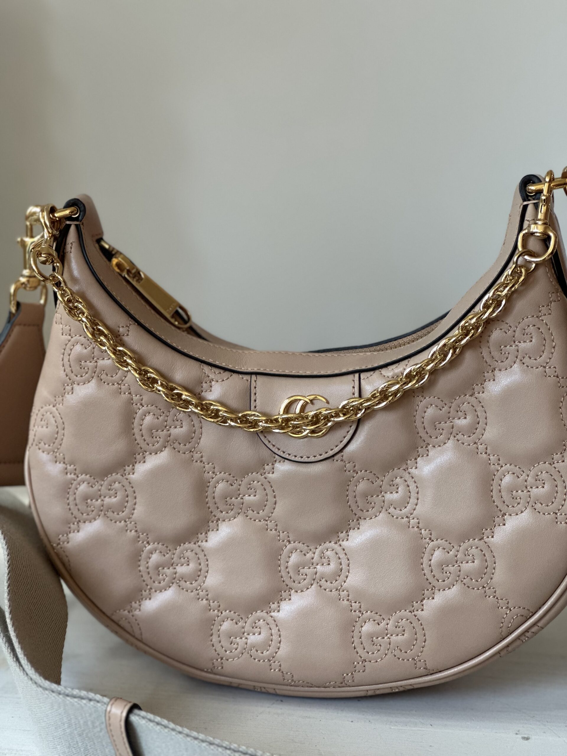 Gucci small Matelasse Shoulder Bag pudrowy róż torebka - obrazek 5