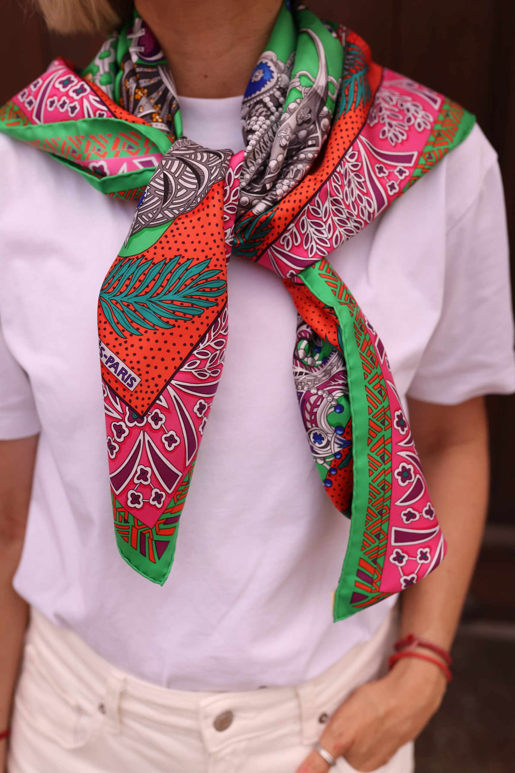 Hermes jedwabna chusta apaszka kolory - obrazek 2