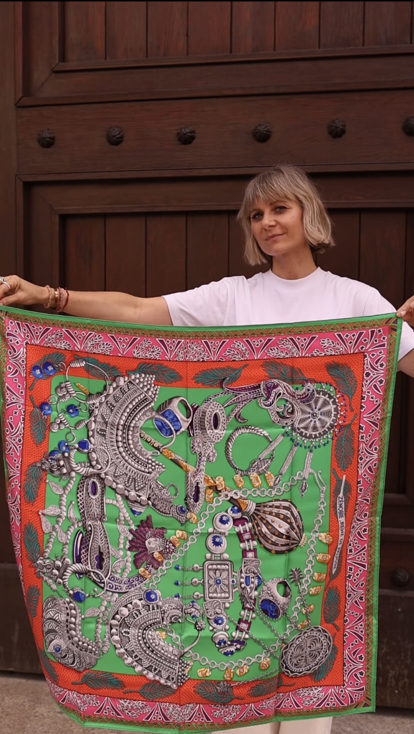 Hermes jedwabna chusta apaszka kolory - obrazek 6