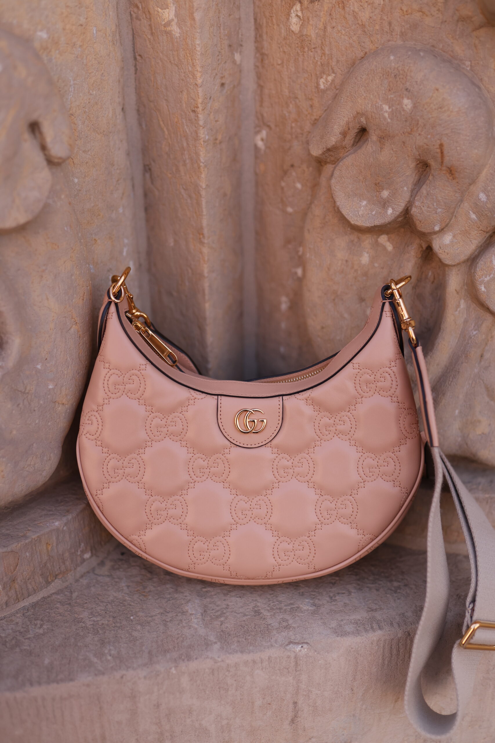 Gucci small Matelasse Shoulder Bag pudrowy róż torebka