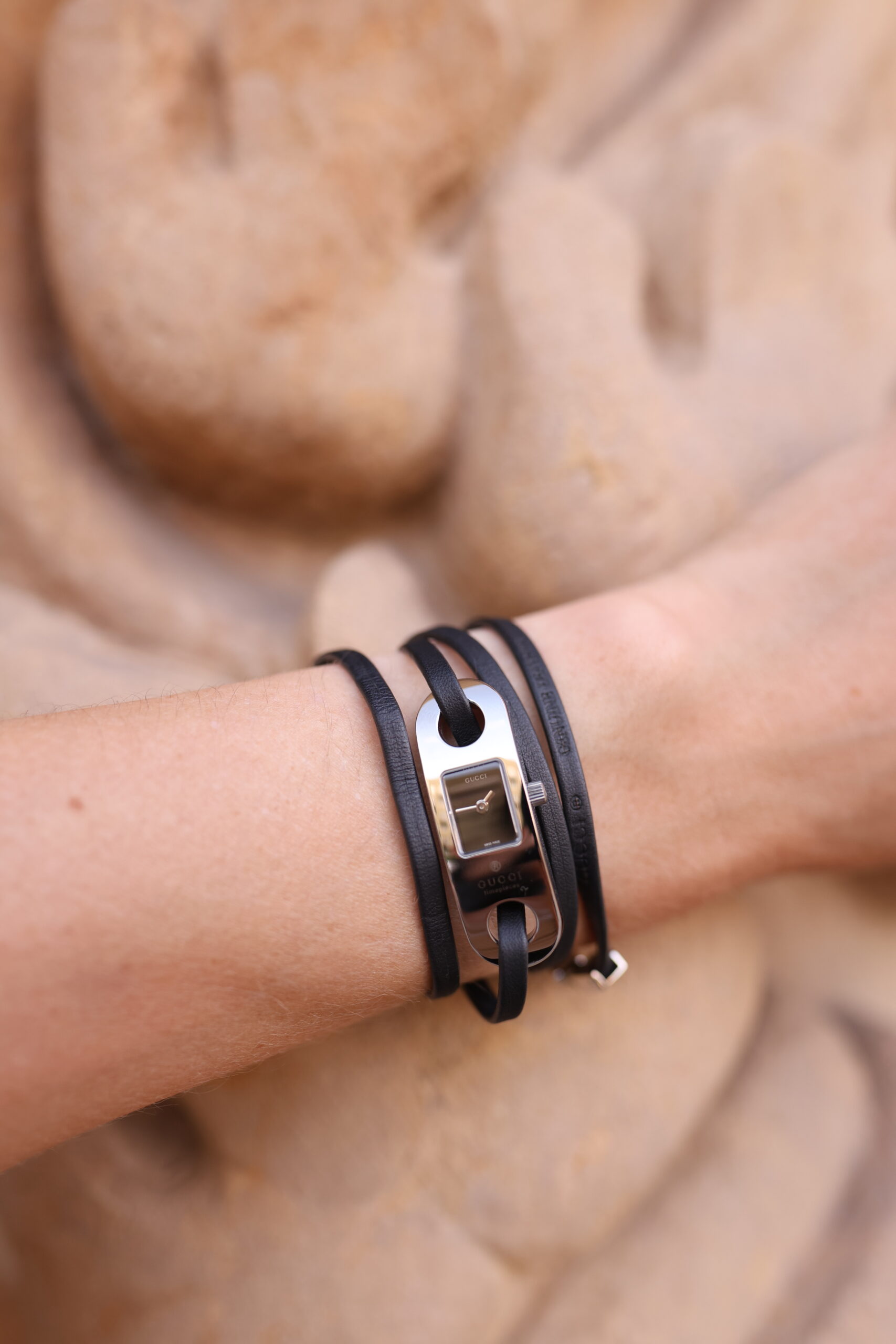 Gucci klasyczny zegarek na rzemyku vintage