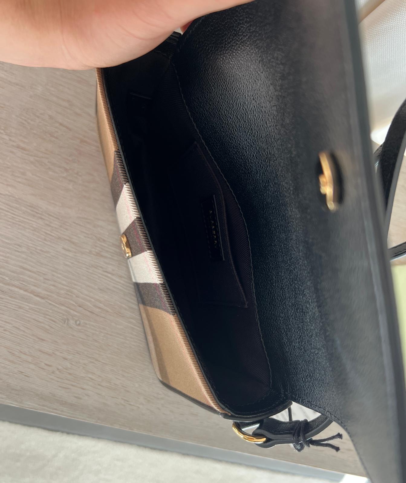 Burberry torebka klasyczna listonoszka - obrazek 11