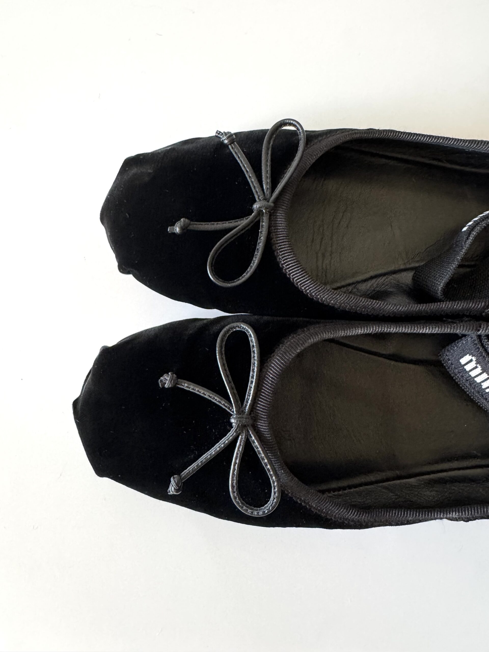 MIU MIU Velvet Ballet Flats - aksamitne baleriny - obrazek 7