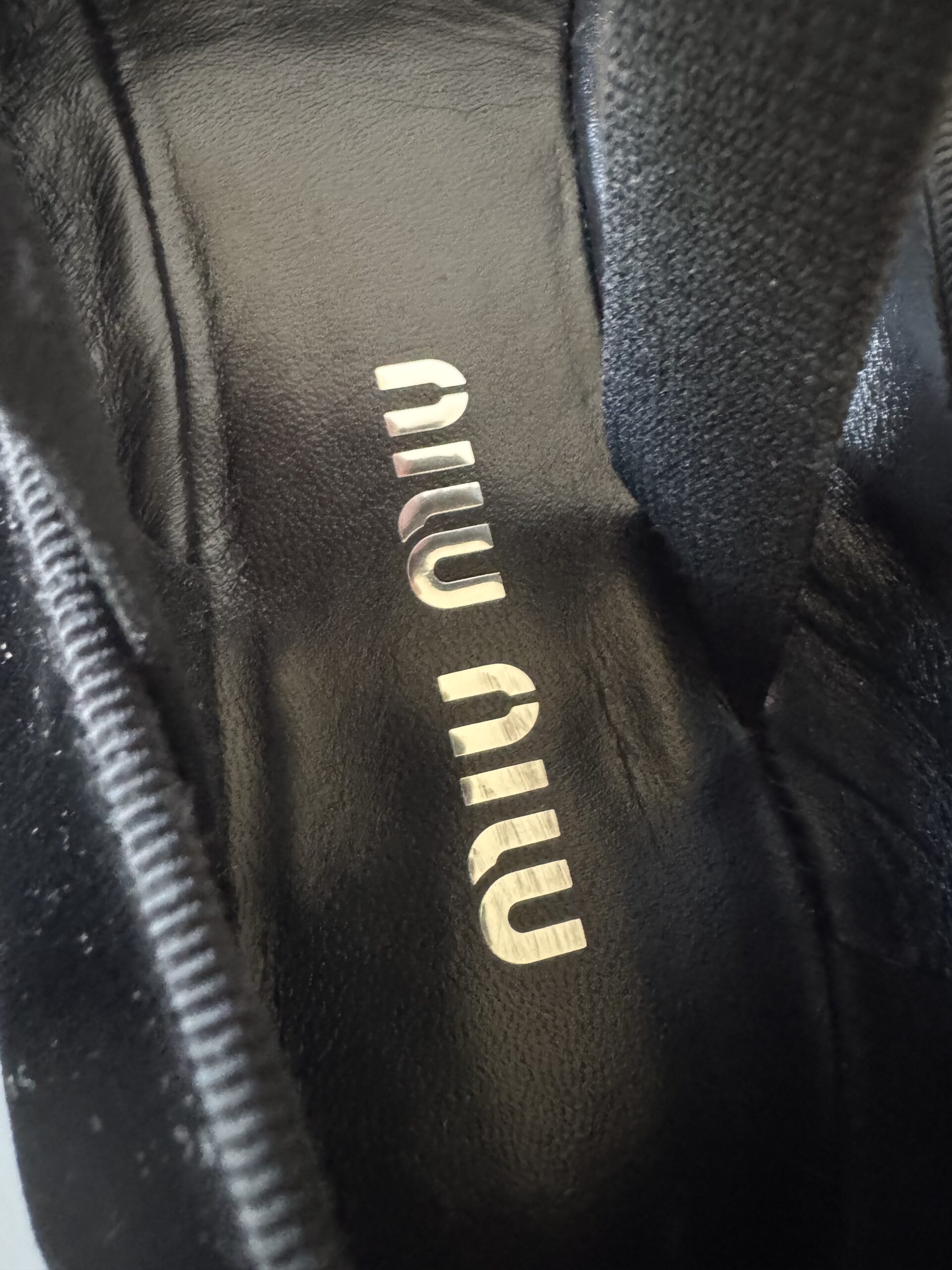 MIU MIU Velvet Ballet Flats - aksamitne baleriny - obrazek 8