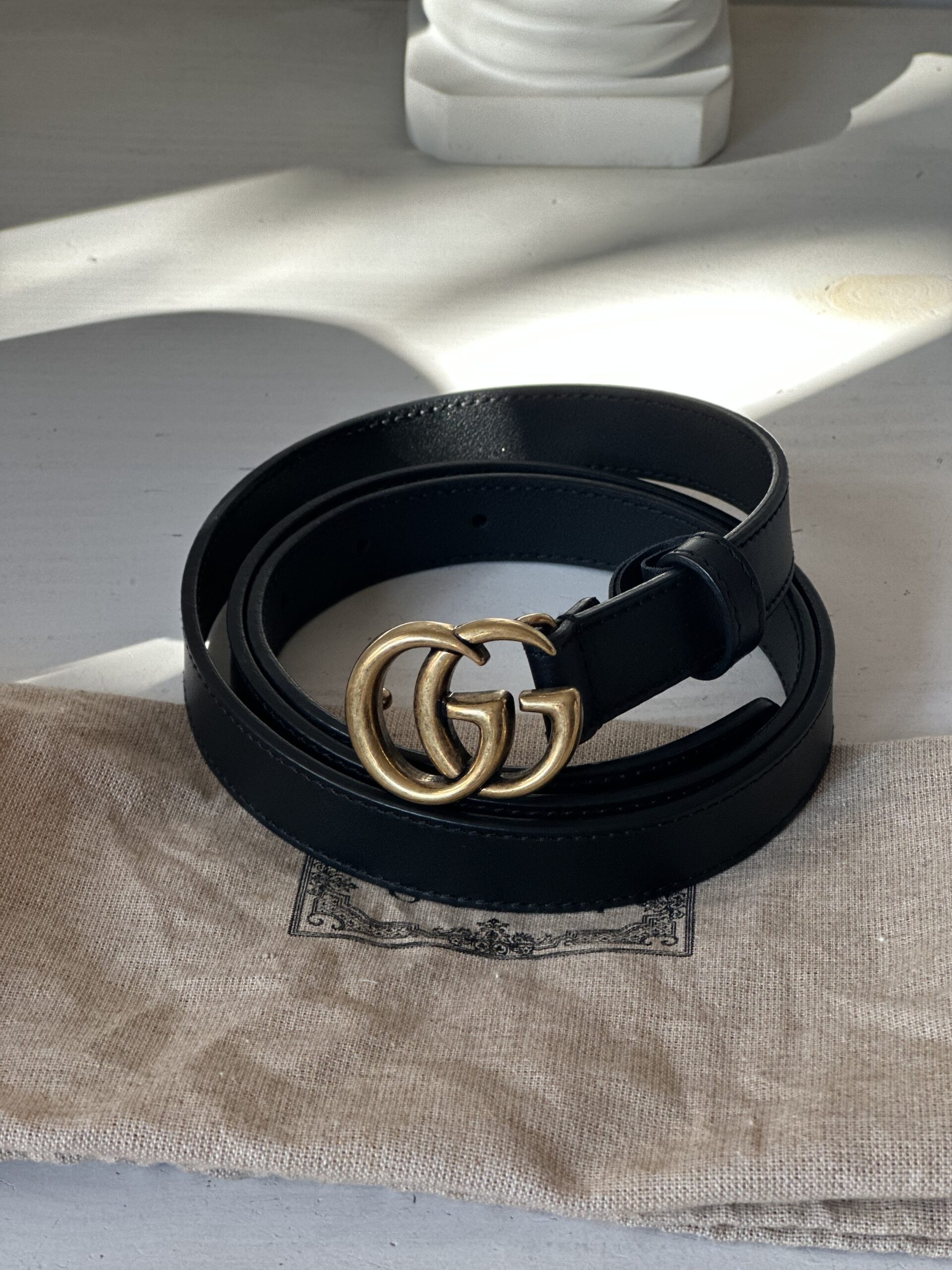 Gucci czarny klasyczny pasek