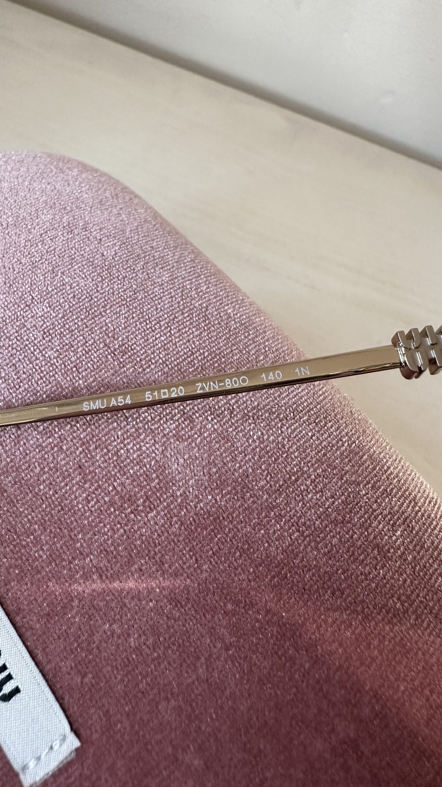 Miu Miu kultowe okulary przeciwsłoneczne - obrazek 6