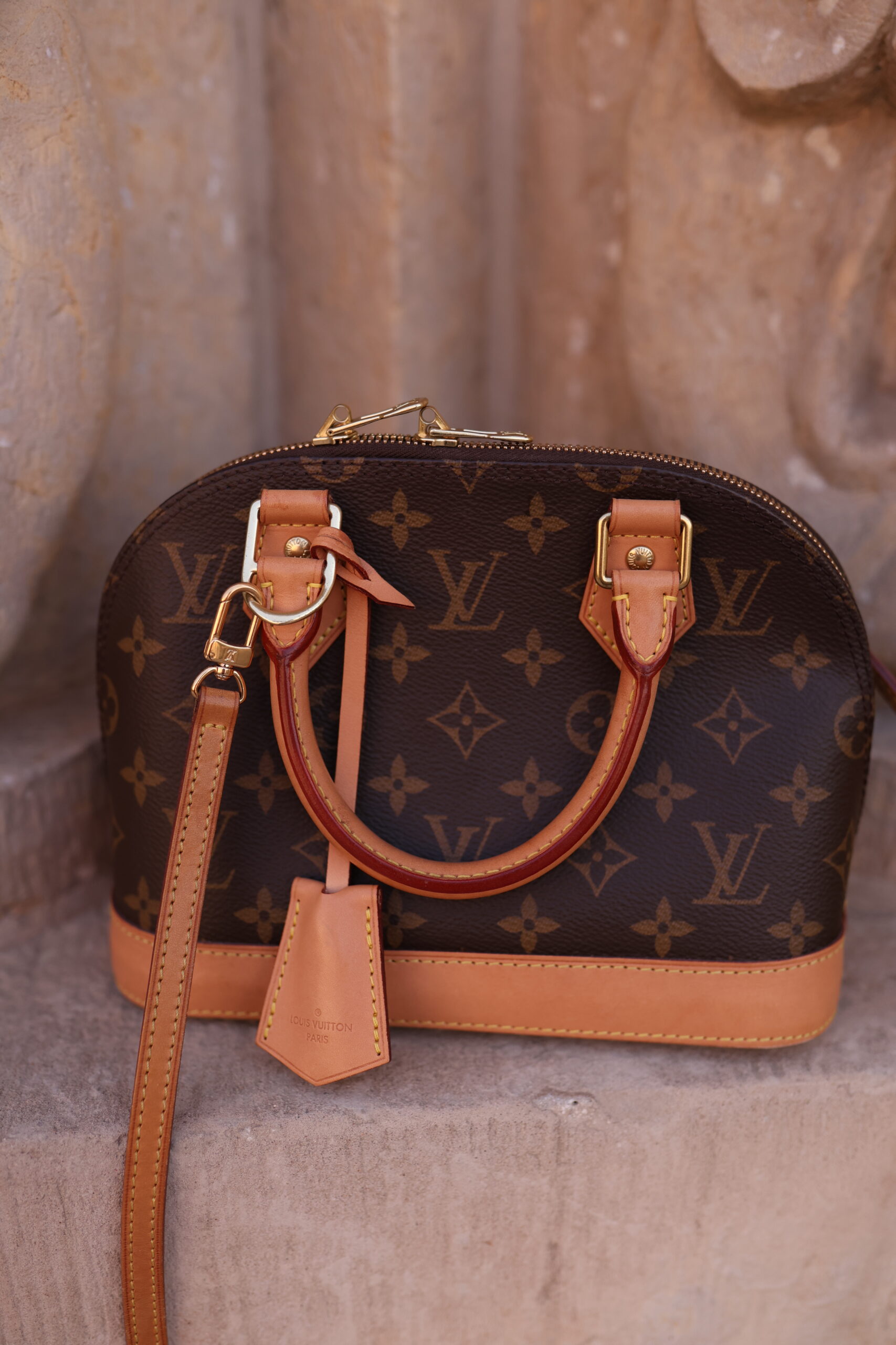 Louis Vuitton Alma bb monogram - obrazek 12