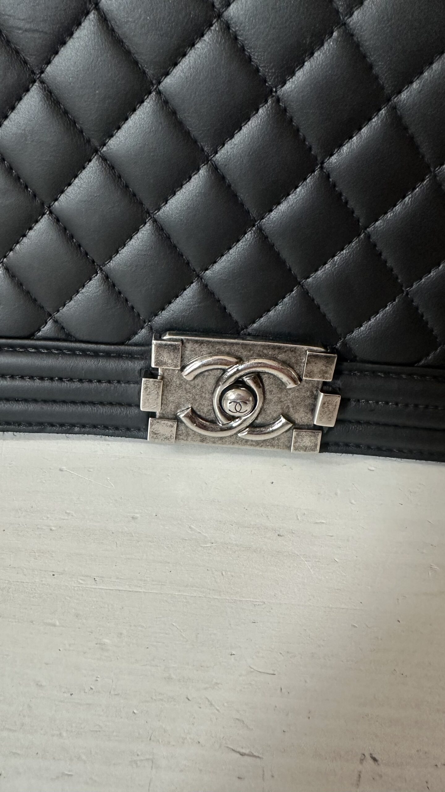 Chanel Boy klasyczna torebka - obrazek 3