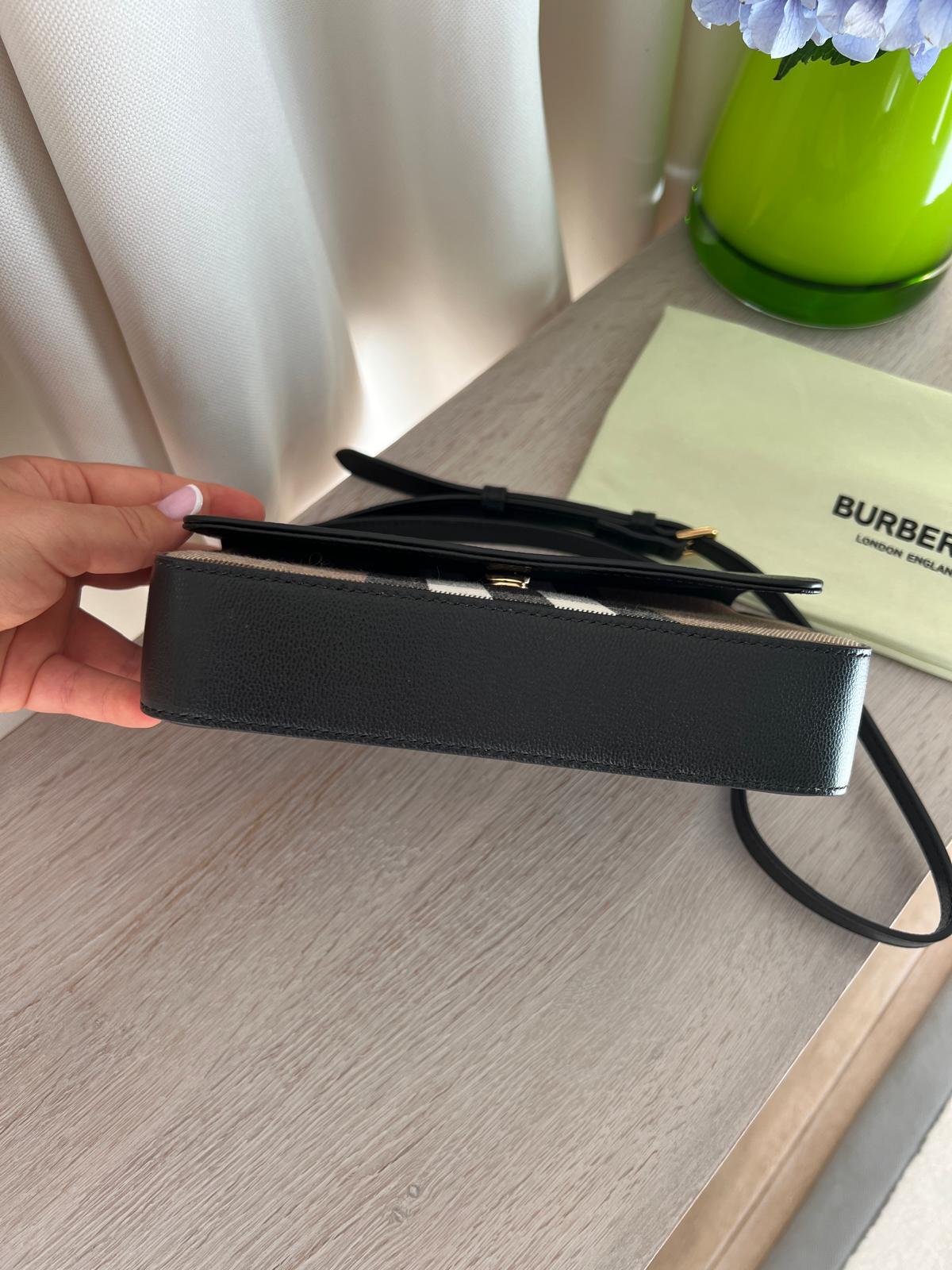 Burberry torebka klasyczna listonoszka - obrazek 5