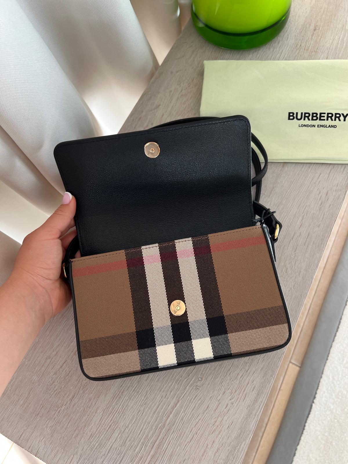Burberry torebka klasyczna listonoszka - obrazek 8